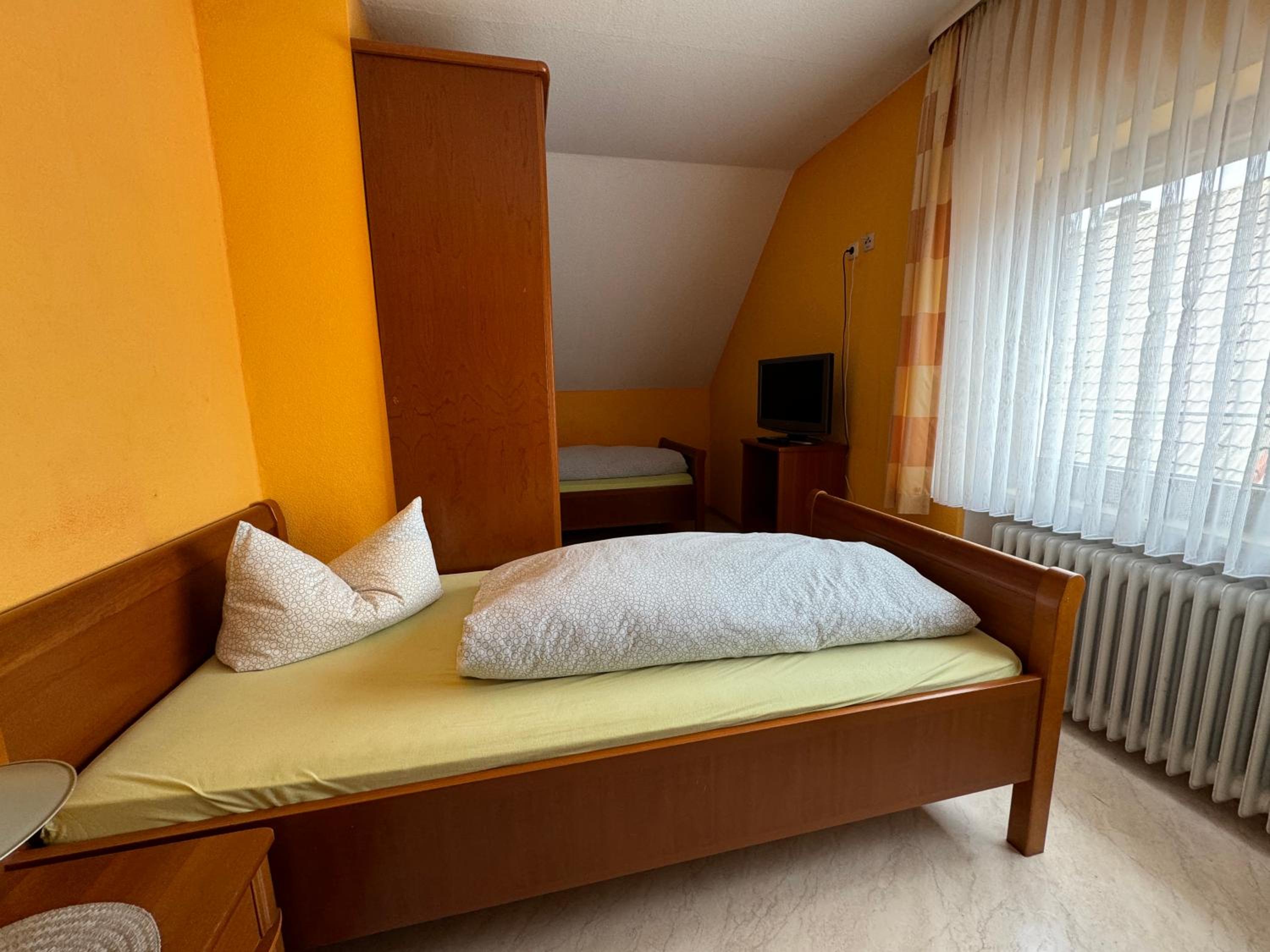 Zur goldenen Krone Pension Stadtallendorf