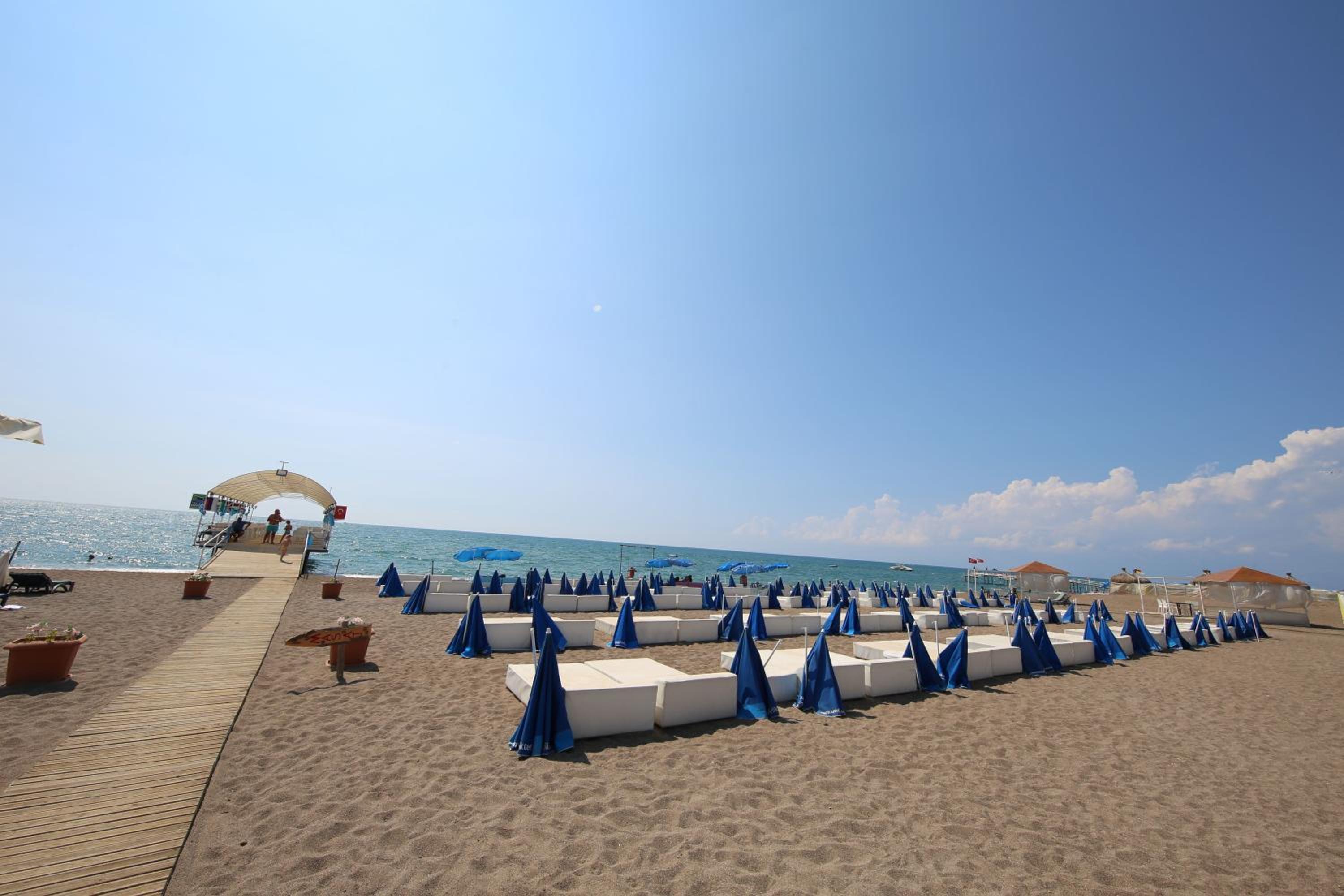 Awen Lara Hotel - Image 54