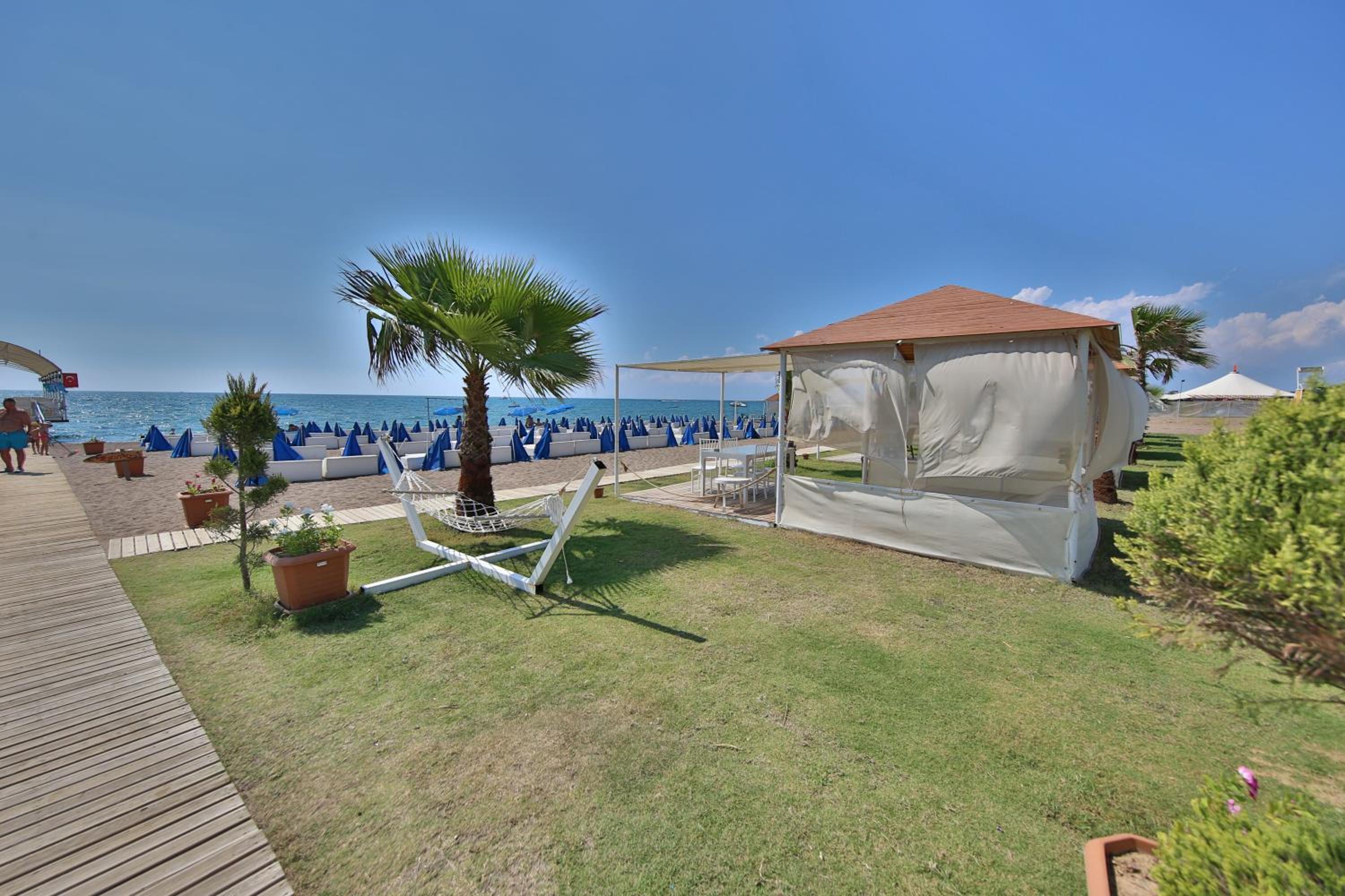 Awen Lara Hotel - Image 53