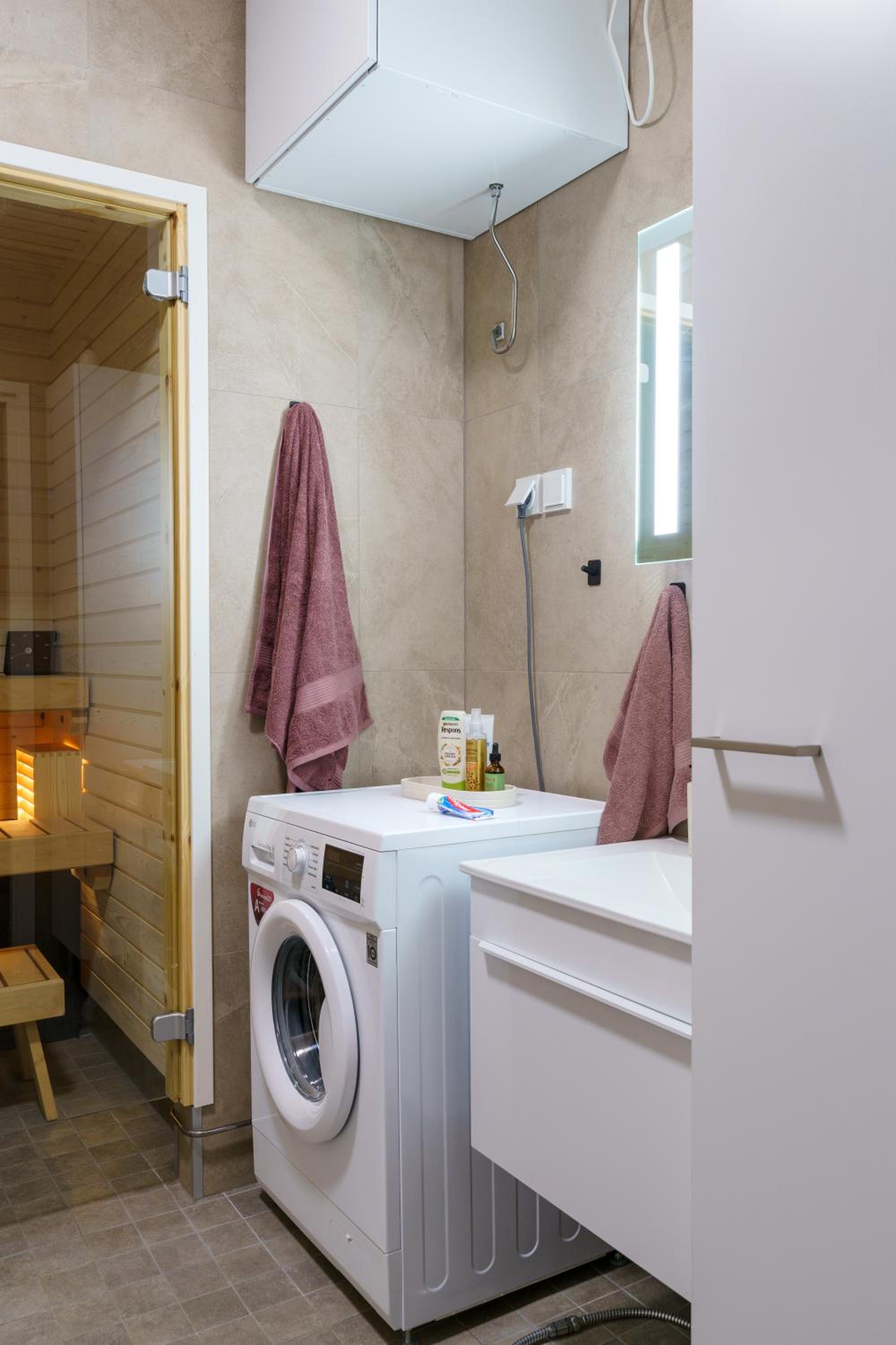 Apartment with sauna