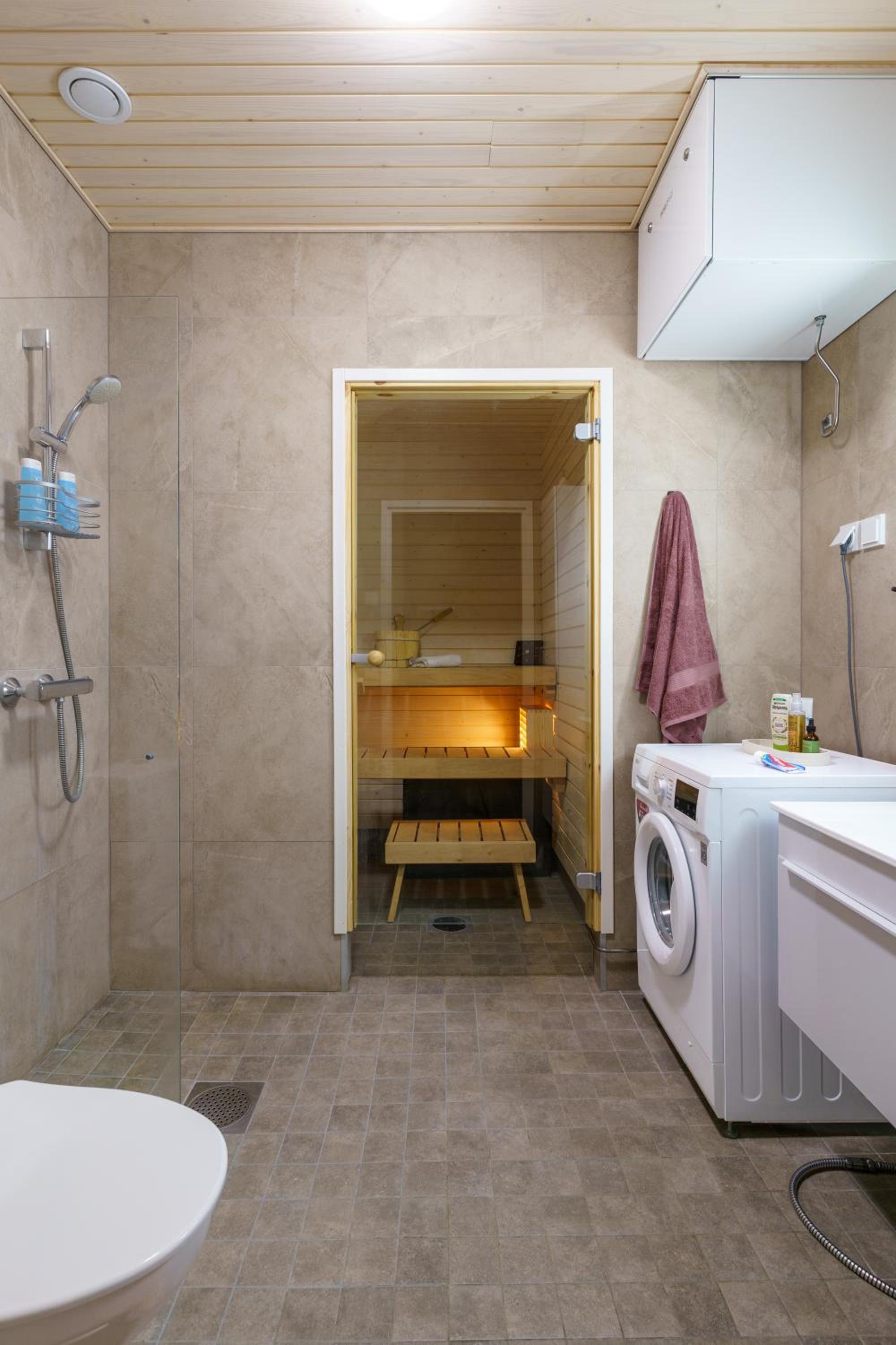 Apartment with sauna