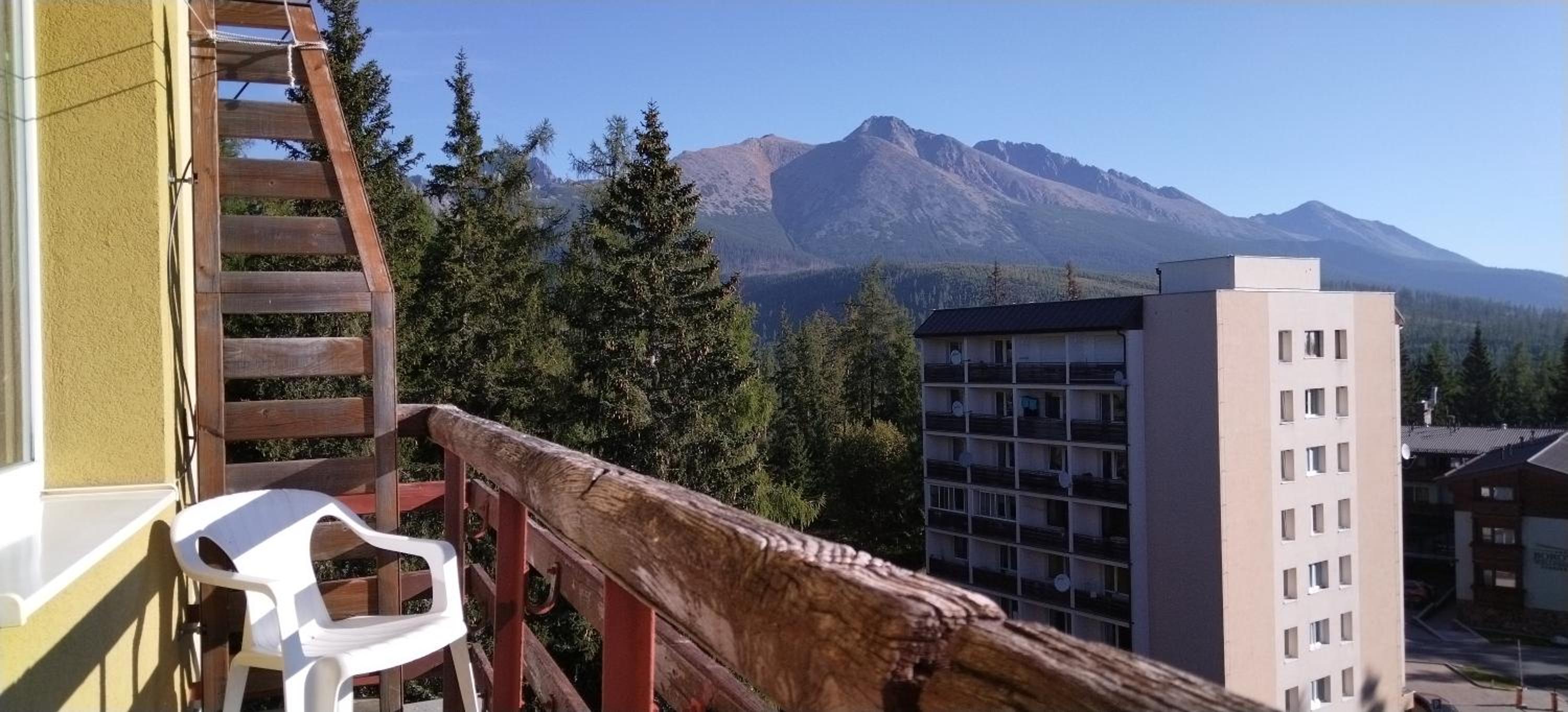 BEST MOUNTAINs VIEW APARTMENT 2 ON LAST FLOOR view 2