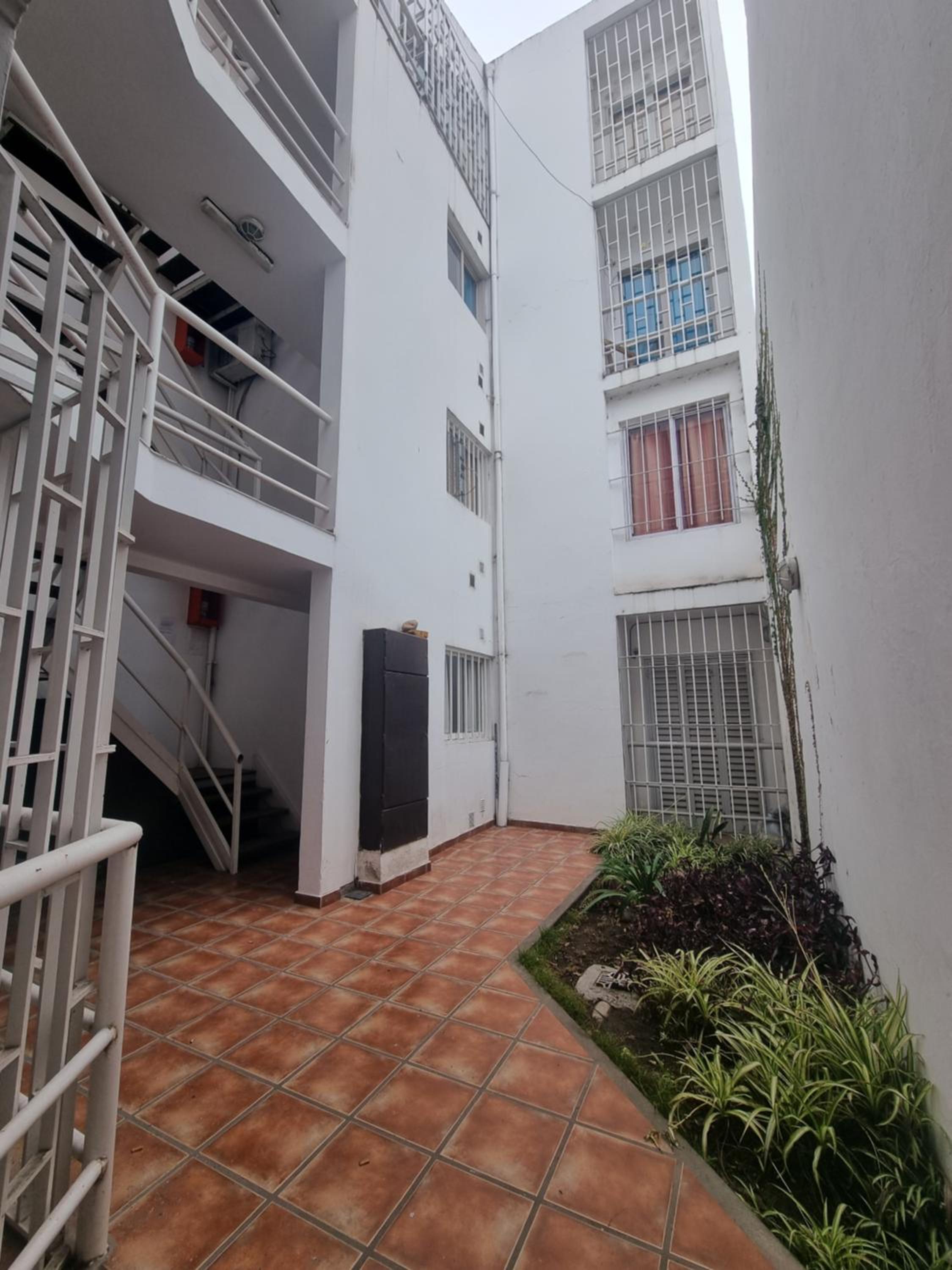 Departamento en el corazón de Guemes!