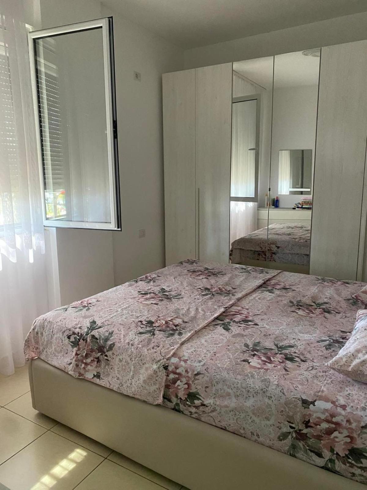 Apartment Biki photo 2