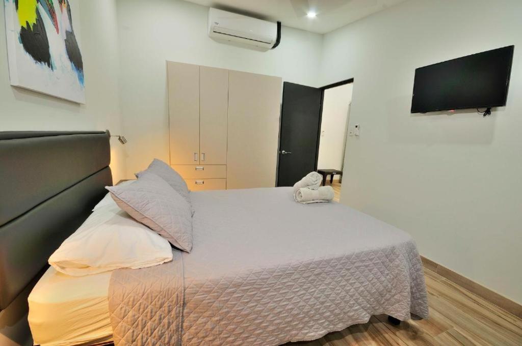 In the HEART of Jaco at Villas Paraiso