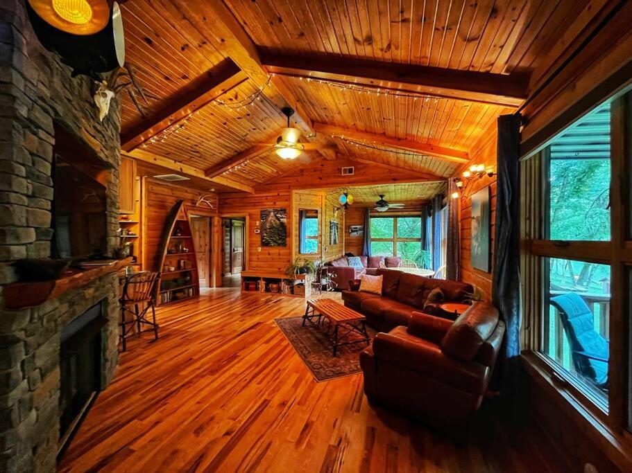 Highbridge River Cabin - Property Image 7