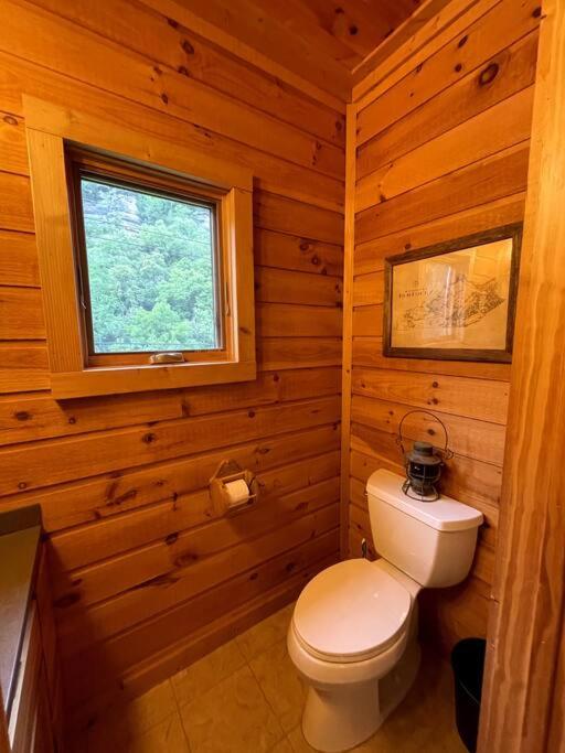Highbridge River Cabin - Property Image 4
