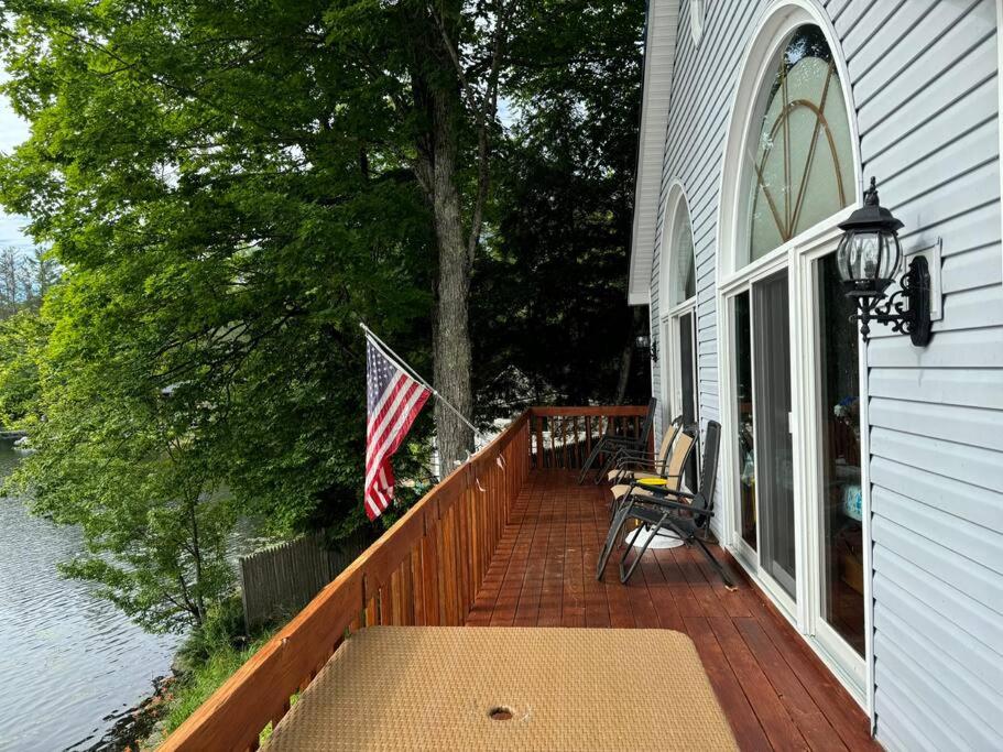 Four Season Ski, Lake & Golf Home on Lake Rescue view 5
