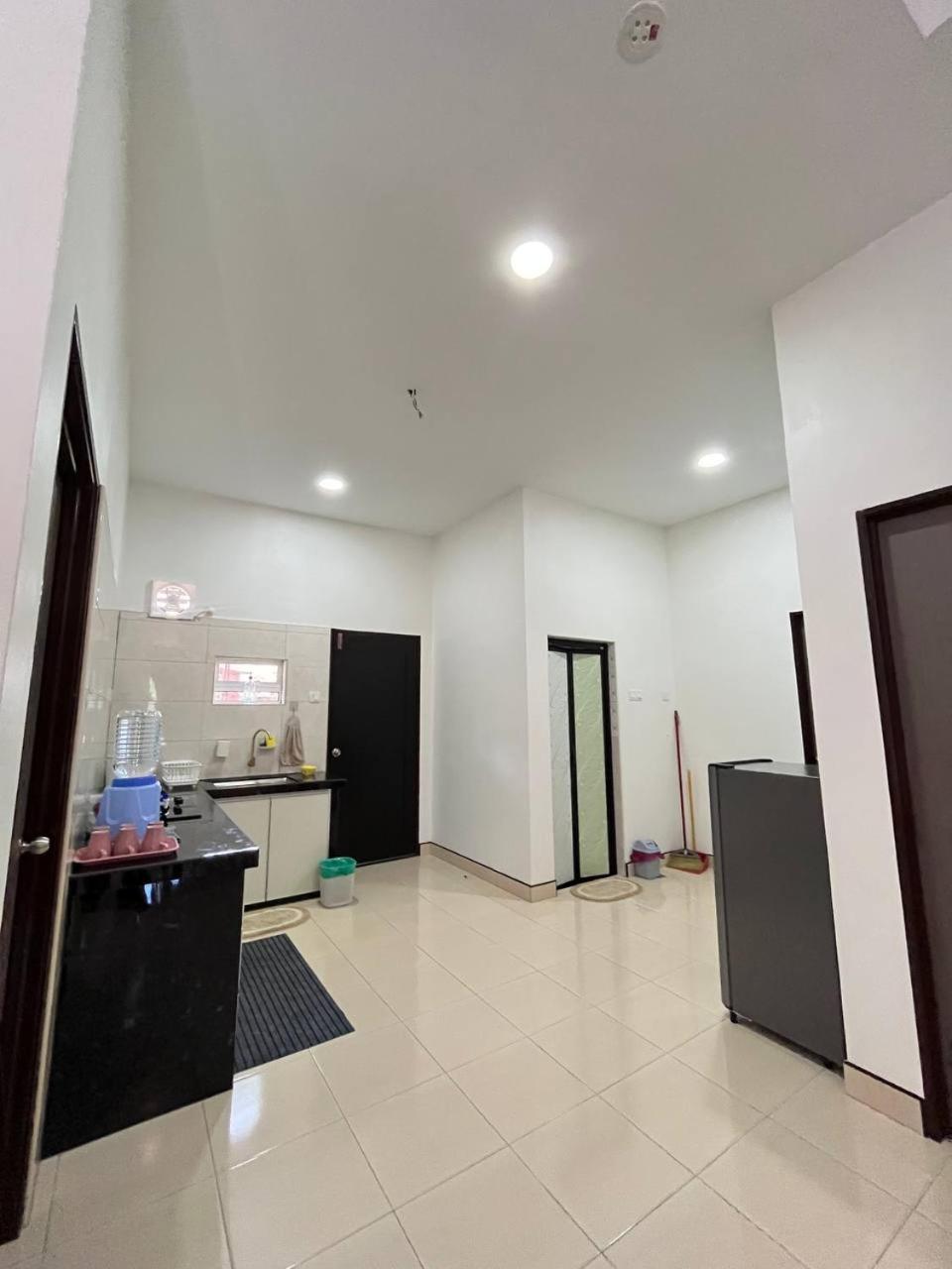 Delima Guesthouse 3 bedroom,2 toilet photo 4