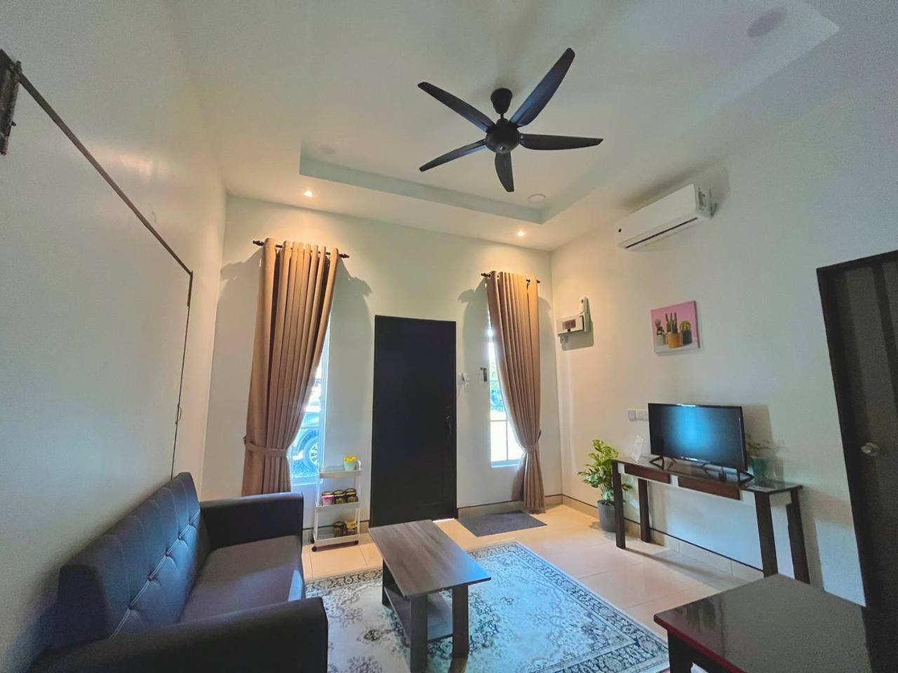 Delima Guesthouse 2 bedroom,1 toilet photo 6