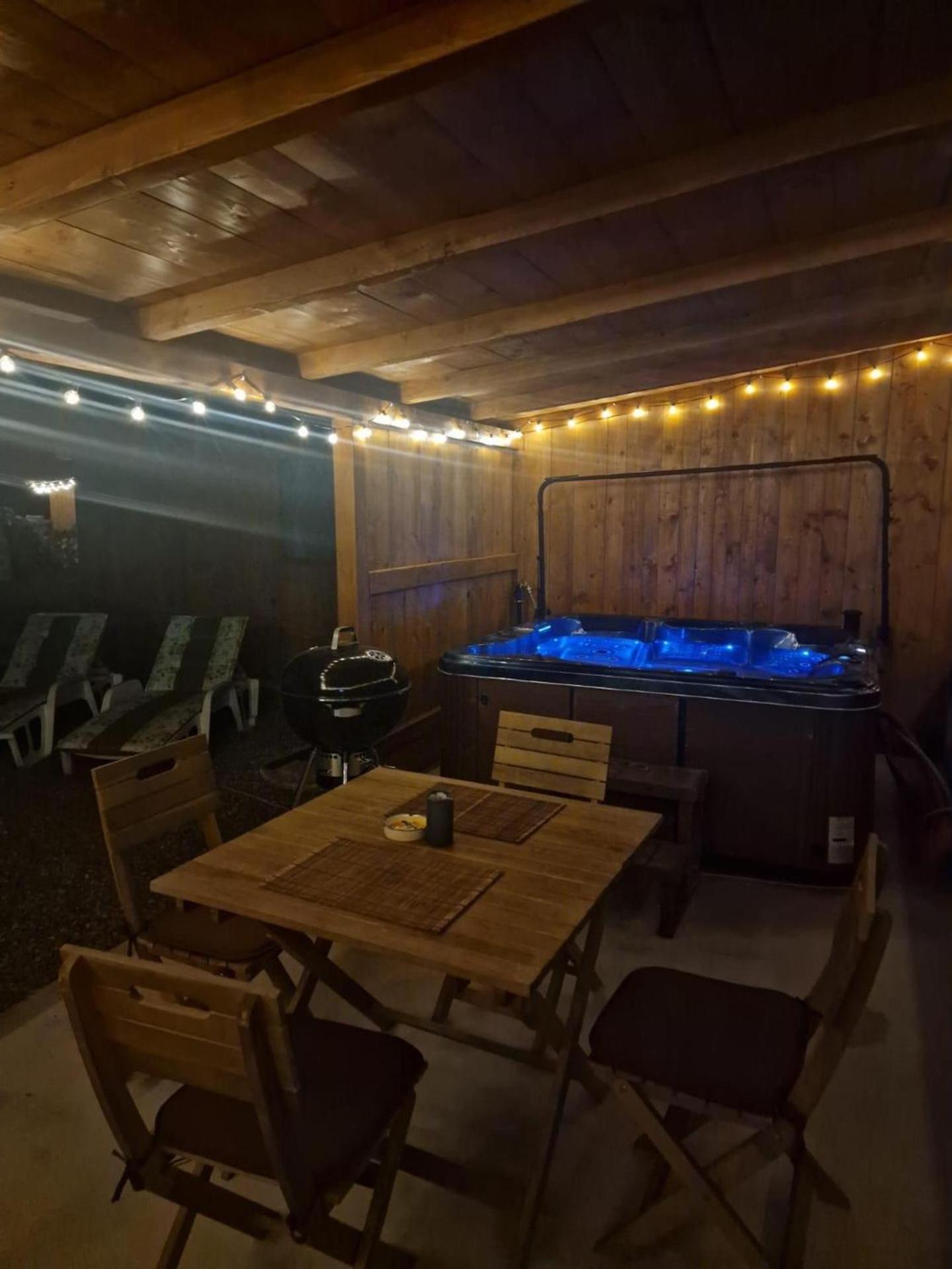 Bucovina-A-FrameHouse-HotTub-Fireplace-Patio-WiFi view 5