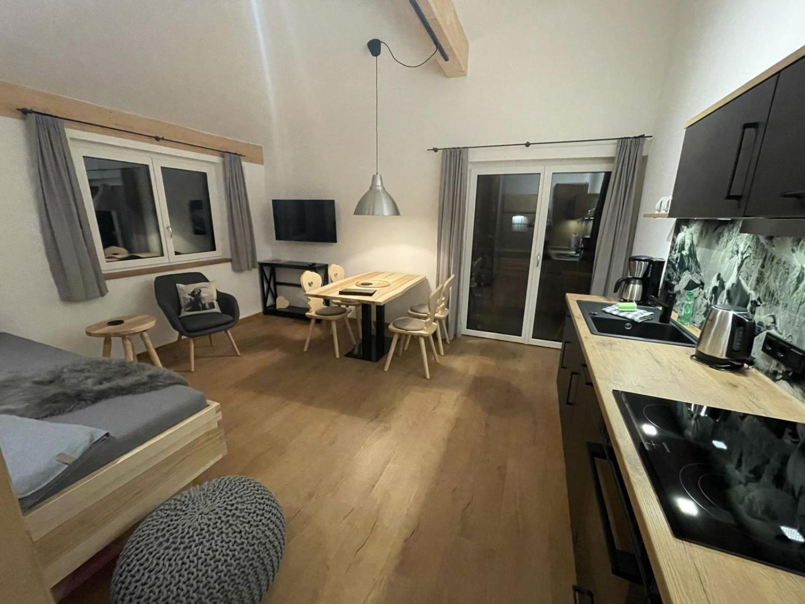 Stadl Lodge Hinterstein - Skipass im Winter und Bergbahnen im Sommer inklusive