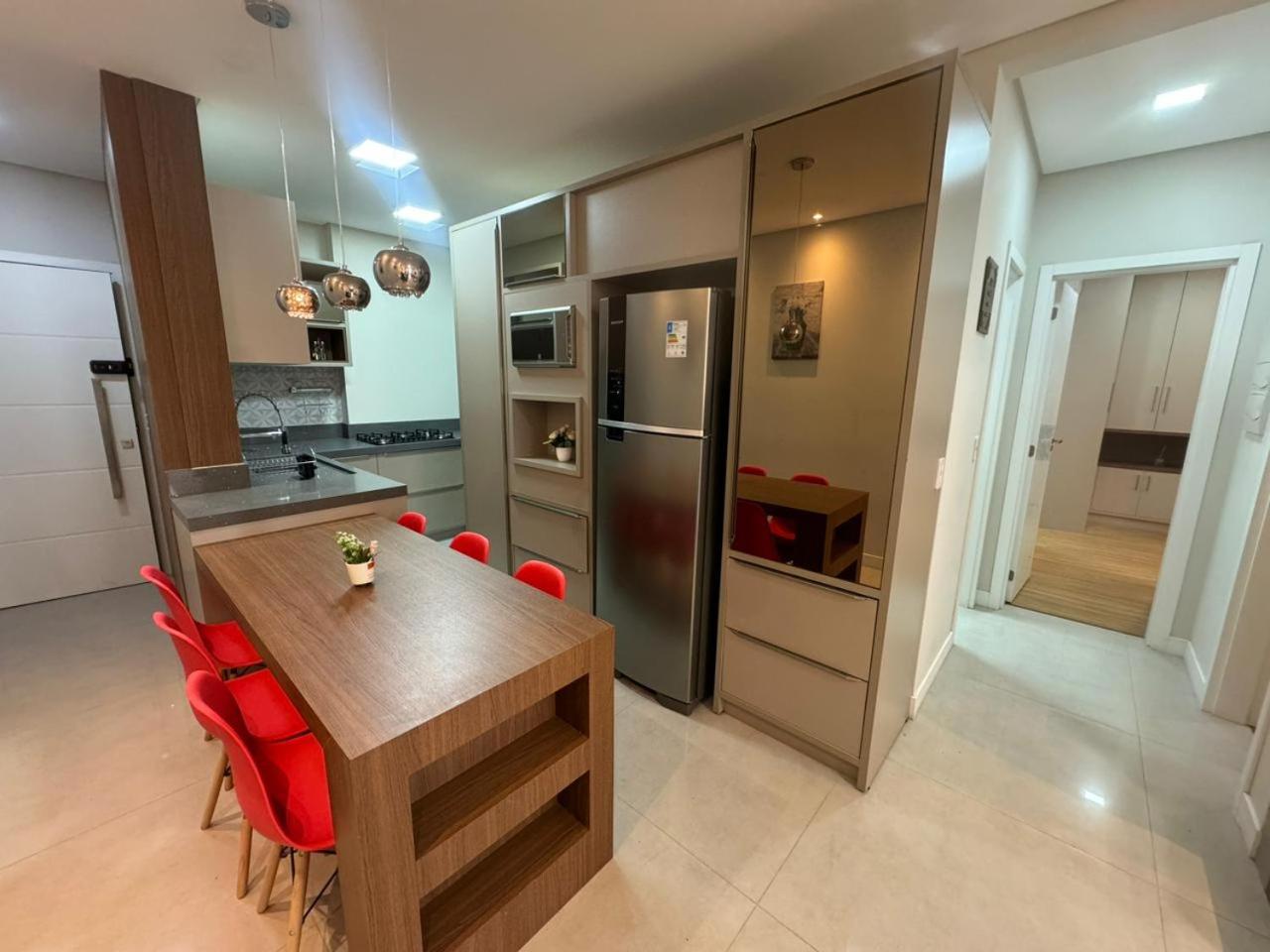 cod 165 - Apartamento com piscina á 350m do mar