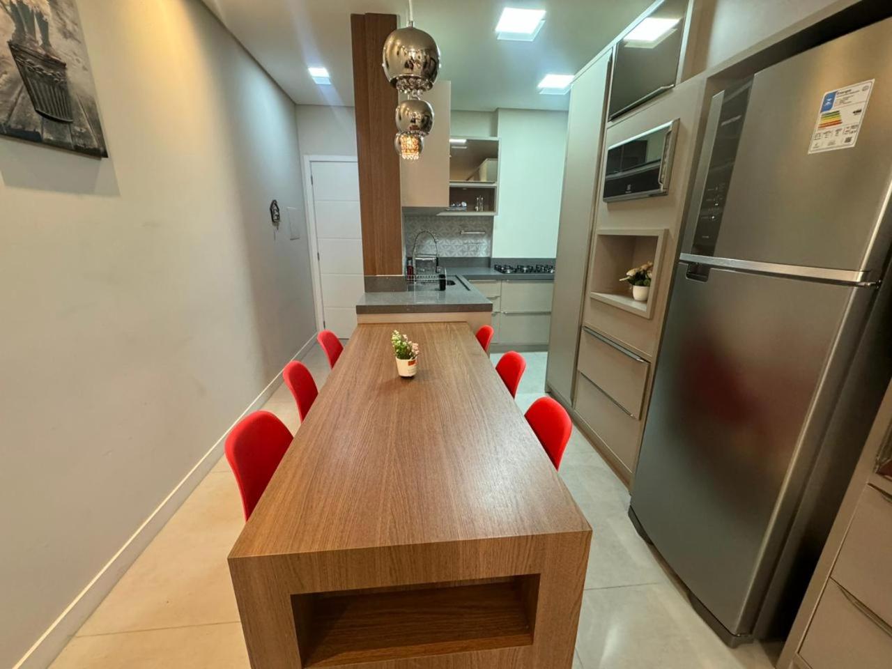 cod 165 - Apartamento com piscina á 350m do mar