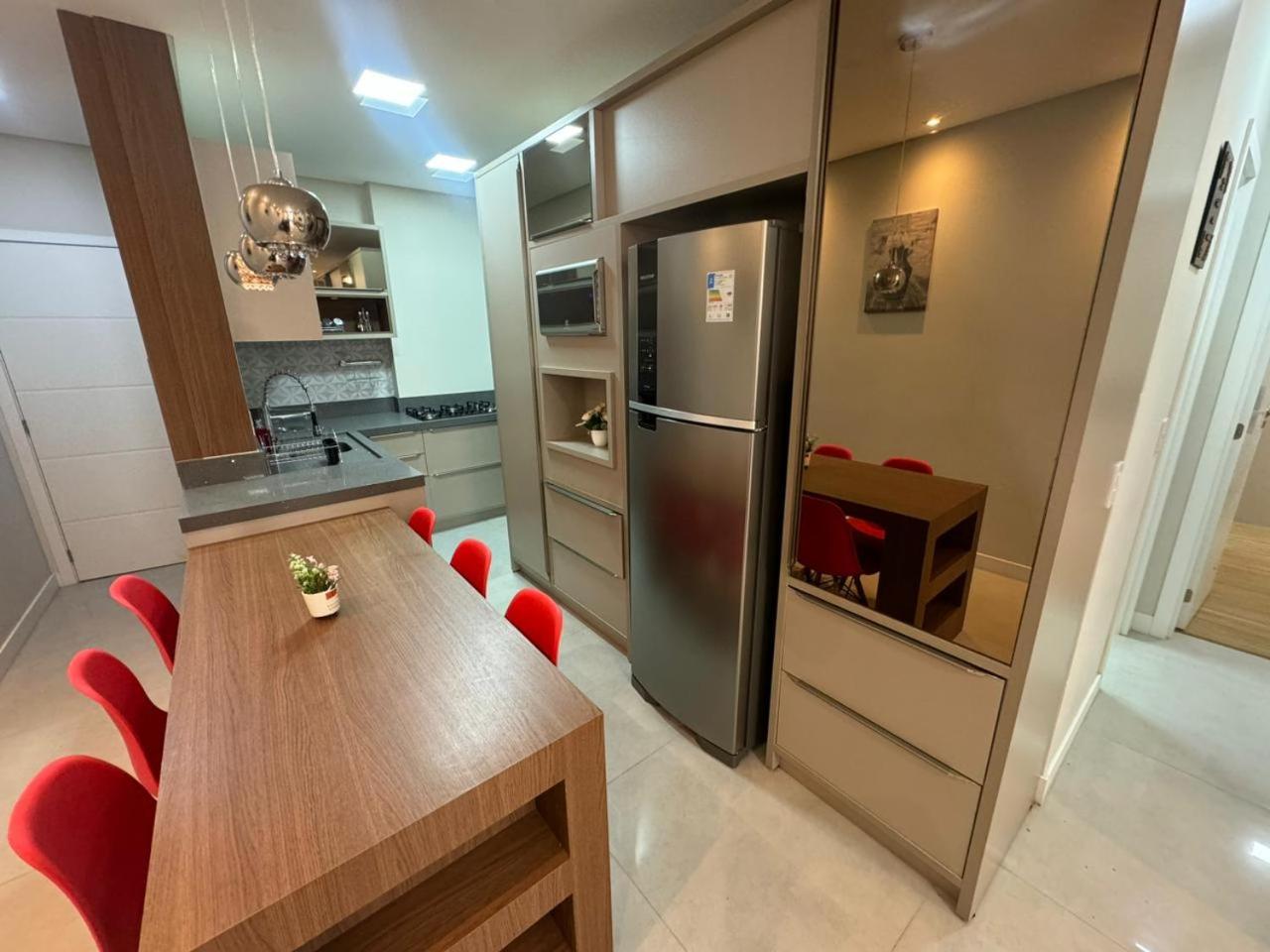 cod 165 - Apartamento com piscina á 350m do mar