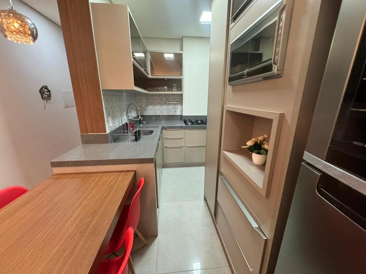 cod 165 - Apartamento com piscina á 350m do mar