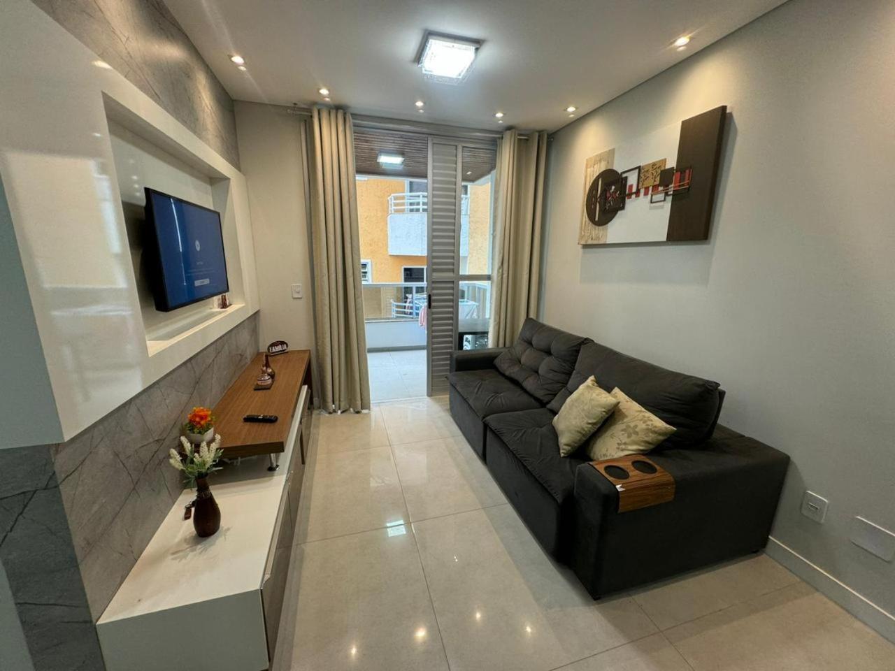 cod 165 - Apartamento com piscina á 350m do mar