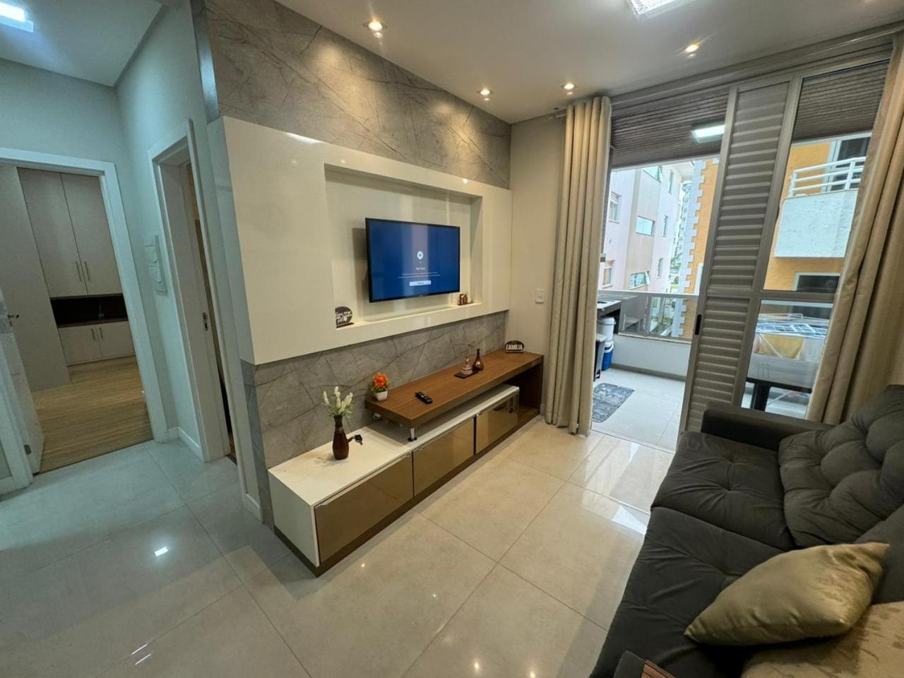 cod 165 - Apartamento com piscina á 350m do mar