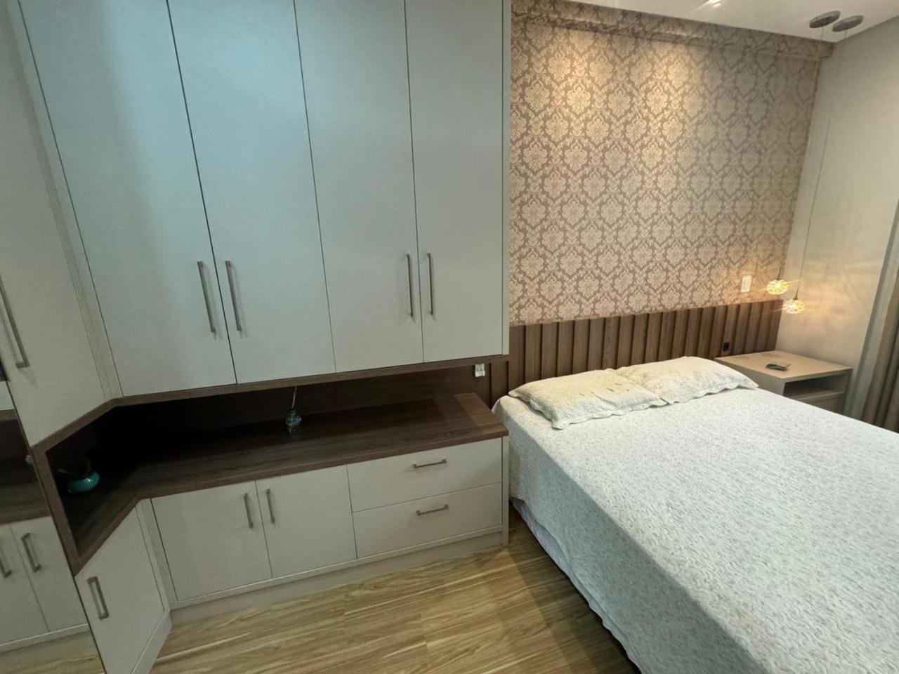 cod 165 - Apartamento com piscina á 350m do mar