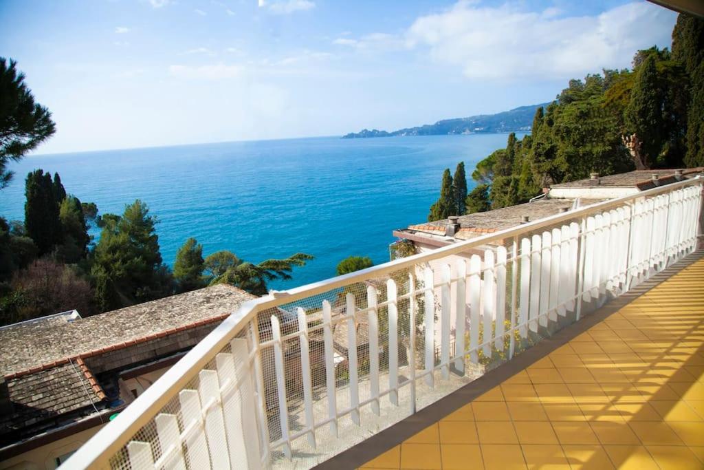 House by the sea overlooking PORTOFINO view 2