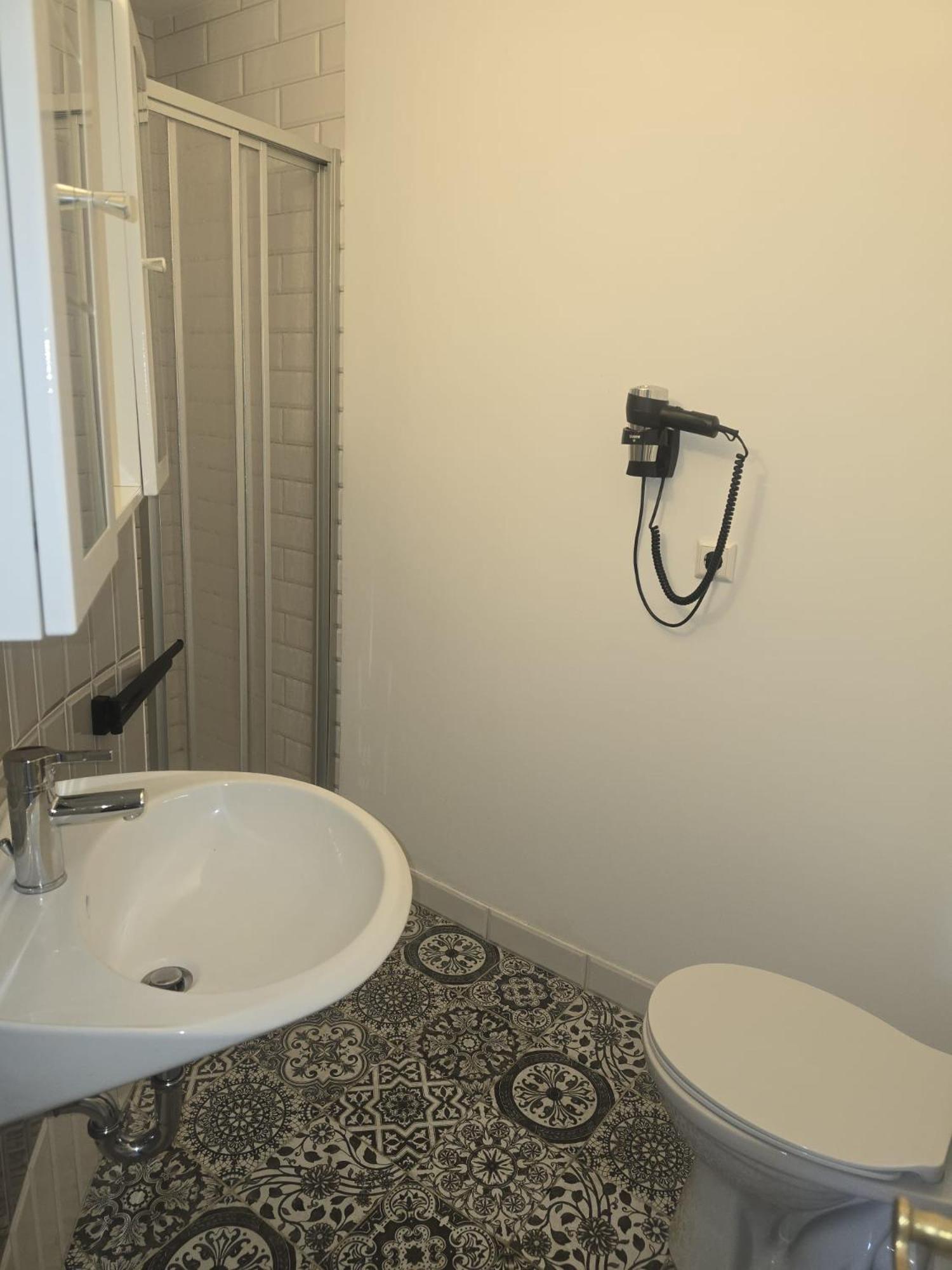 Großes Familienapartment über 2 Etagen mit Weitblick in die Natur