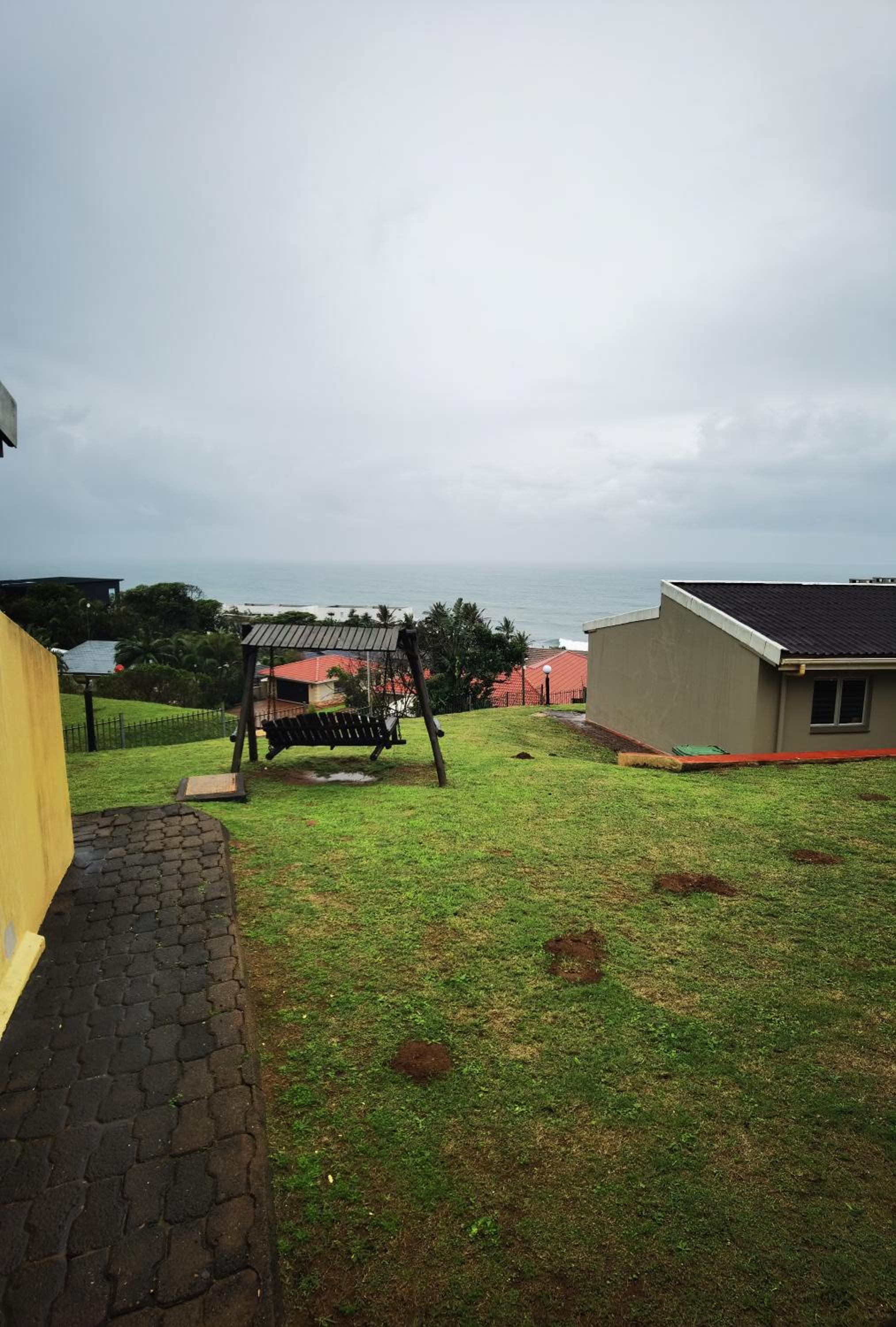 12 Chaka's Rock Chalets view 4