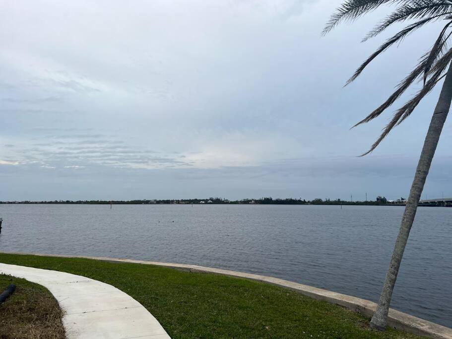 River Sister Two Beautiful home on Myakka River - Property Image 8