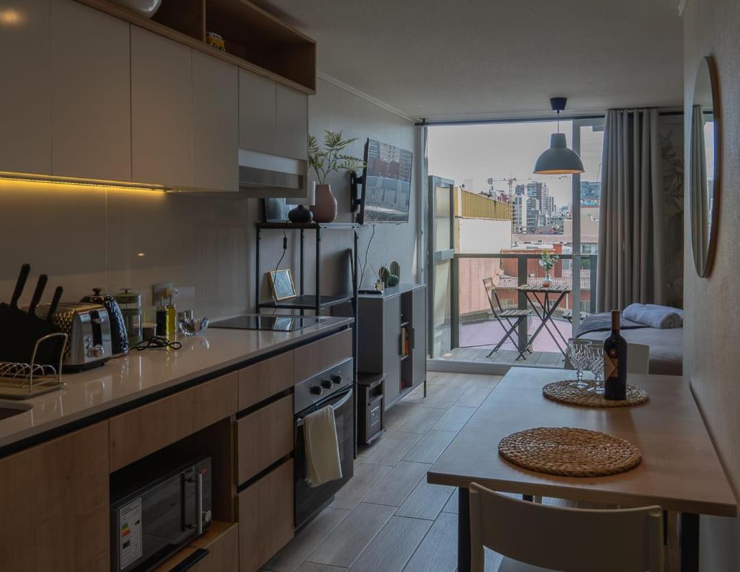 HOM I Nuevo y Luminoso Studio con Terraza en Santiago