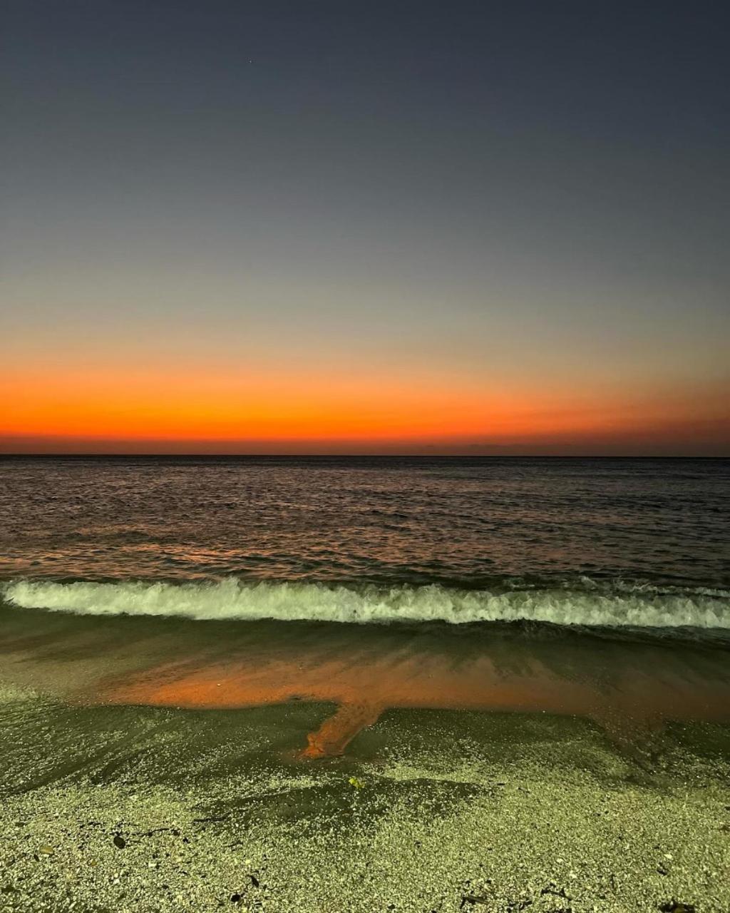 APARTAMENTO EN GAIRA PLAYA SALGUERO SANTA MARTA