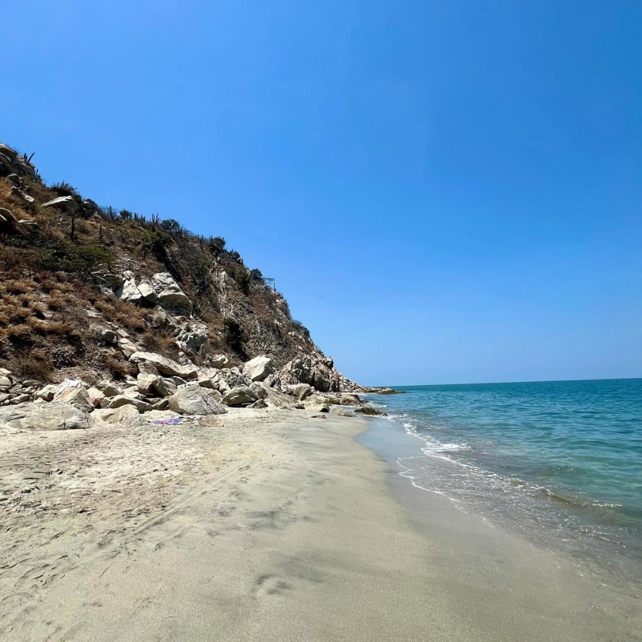 APARTAMENTO EN GAIRA PLAYA SALGUERO SANTA MARTA