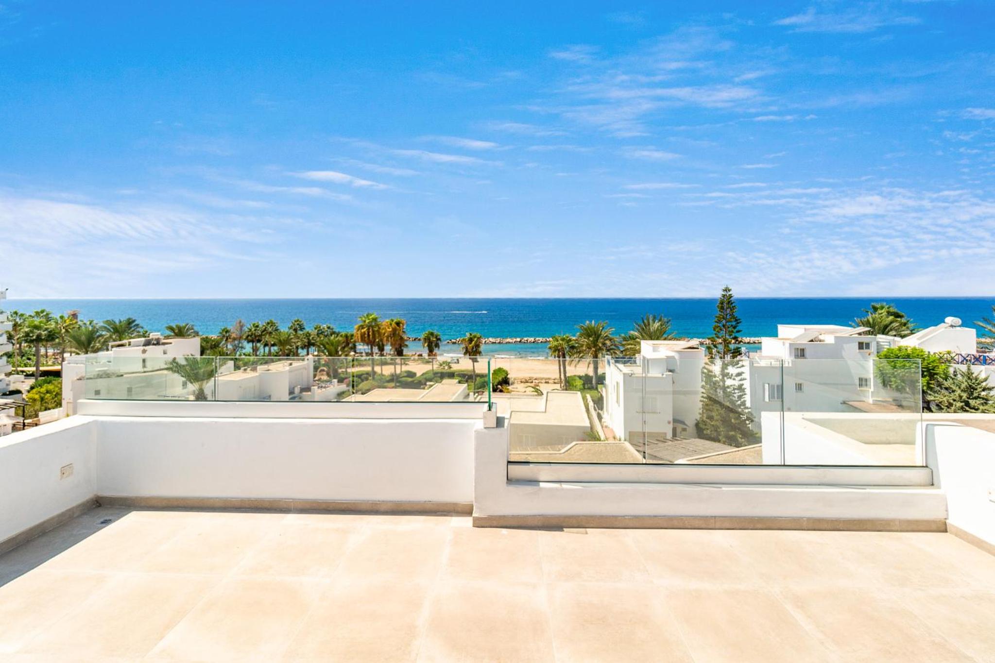 Villa Wave Blue by Ezoria Villas
