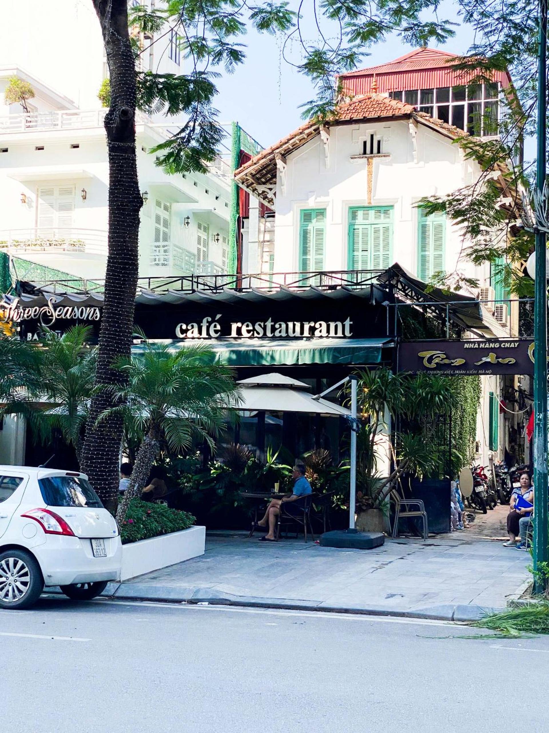 Eco Nest Classic Apartment & Hotel