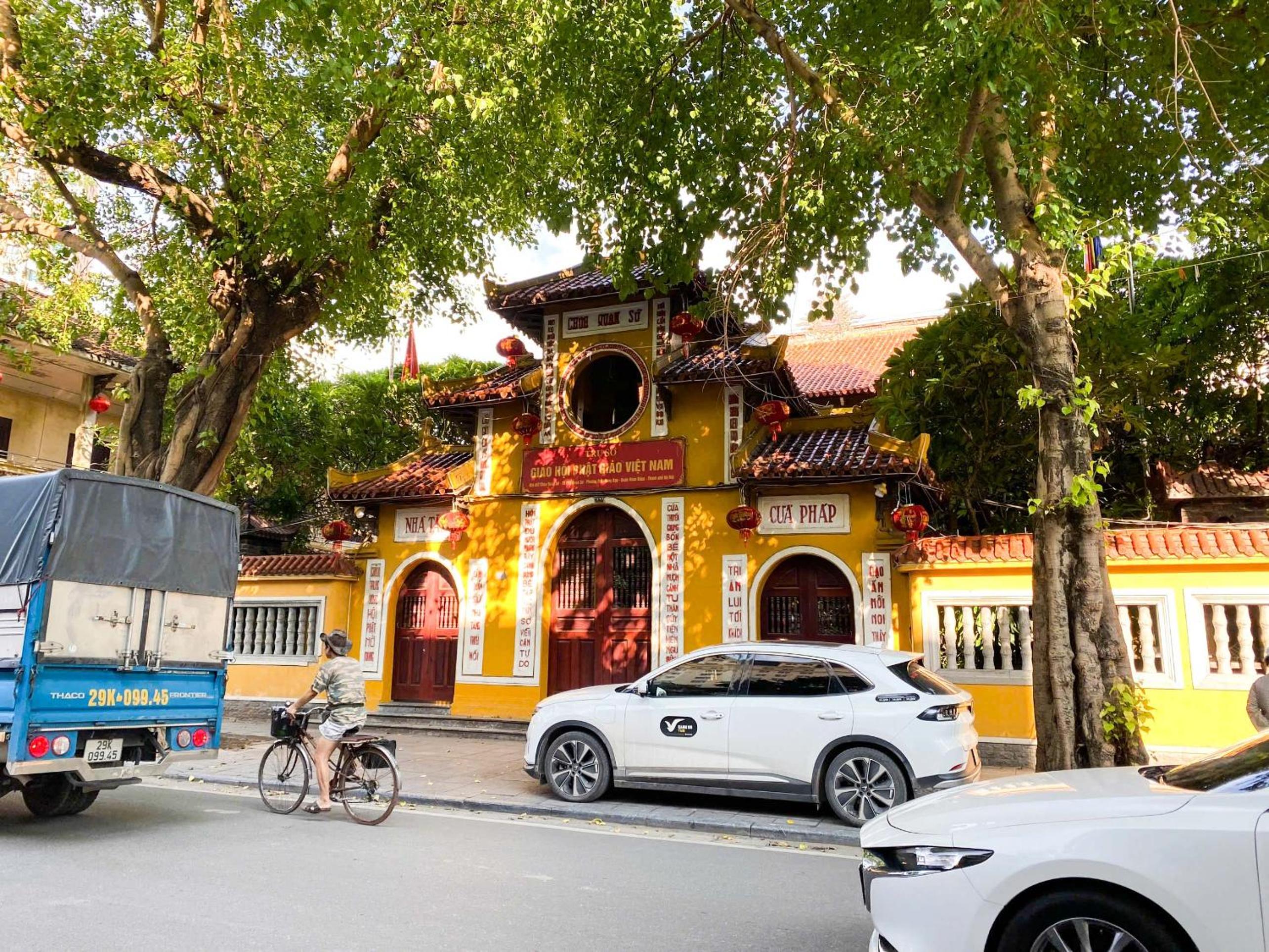 Eco Nest Classic Apartment & Hotel