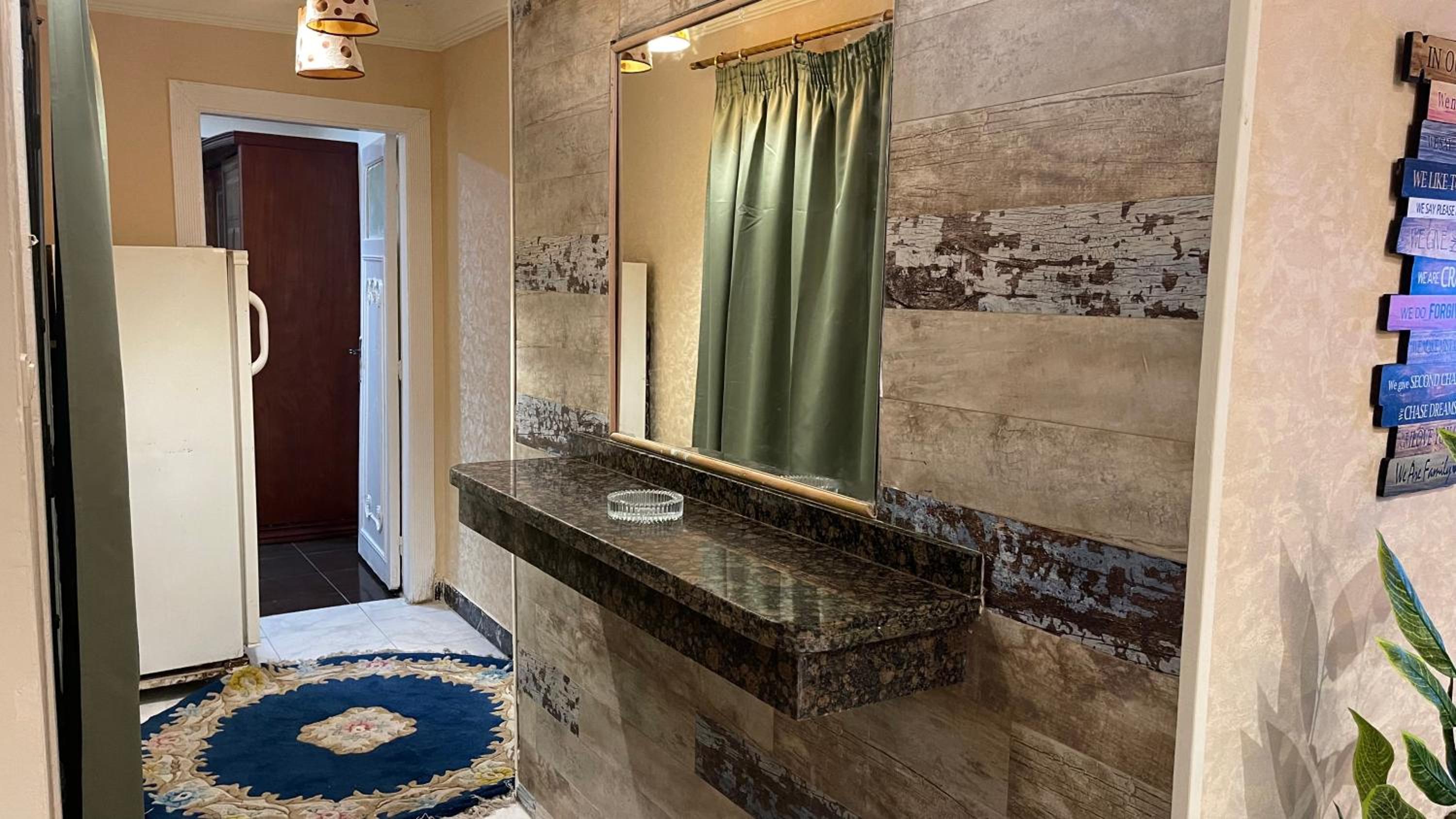 Fancy apartment fully furnished close to the airport