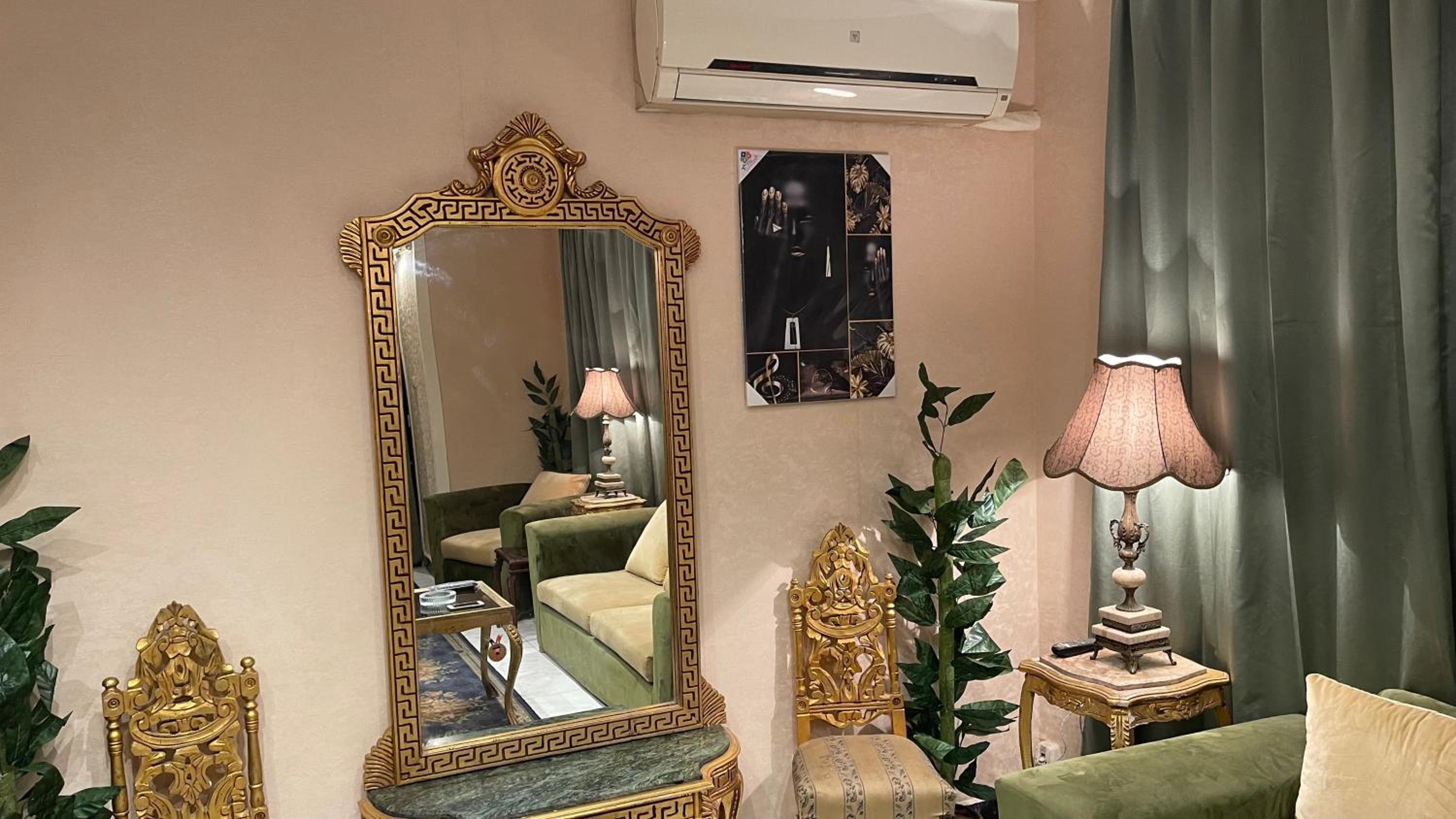 Fancy apartment fully furnished close to the airport