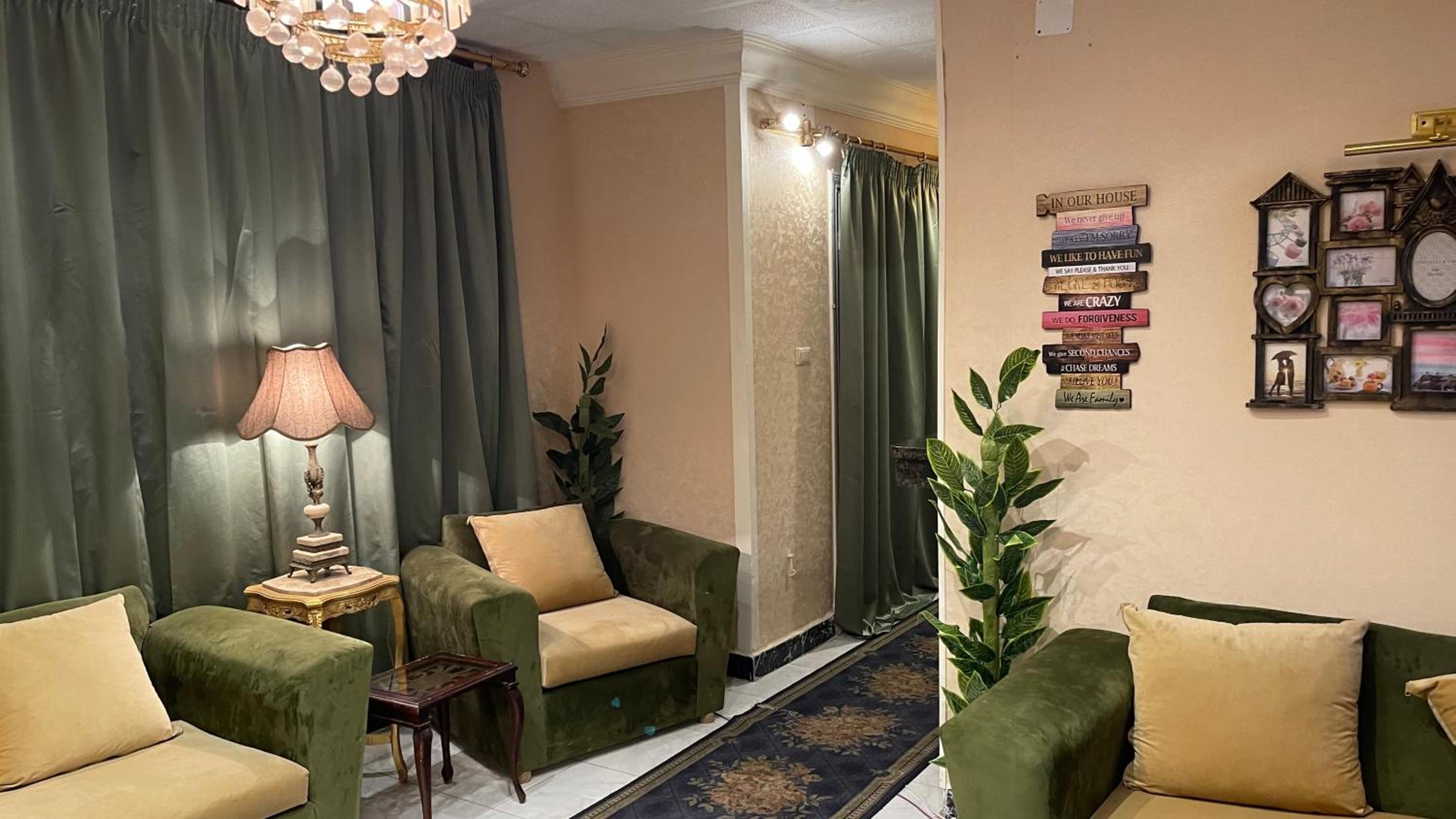Fancy apartment fully furnished close to the airport