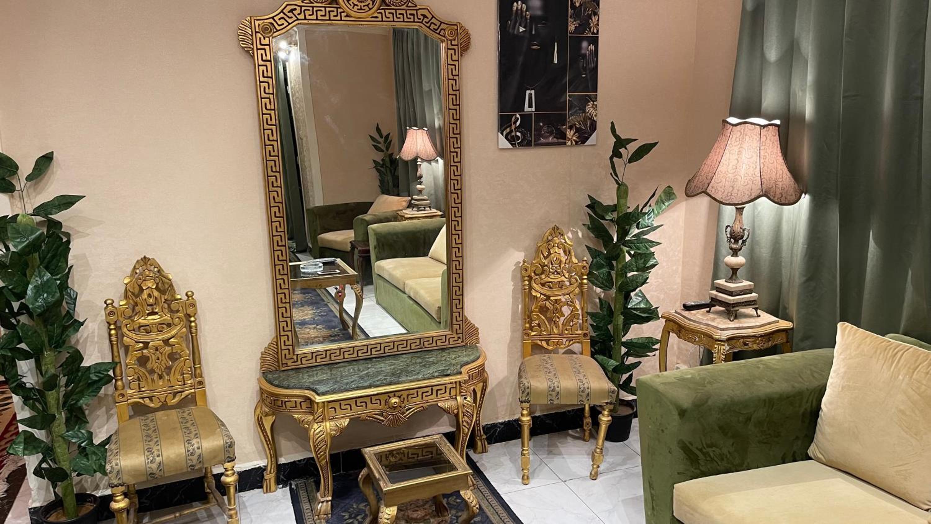 Fancy apartment fully furnished close to the airport