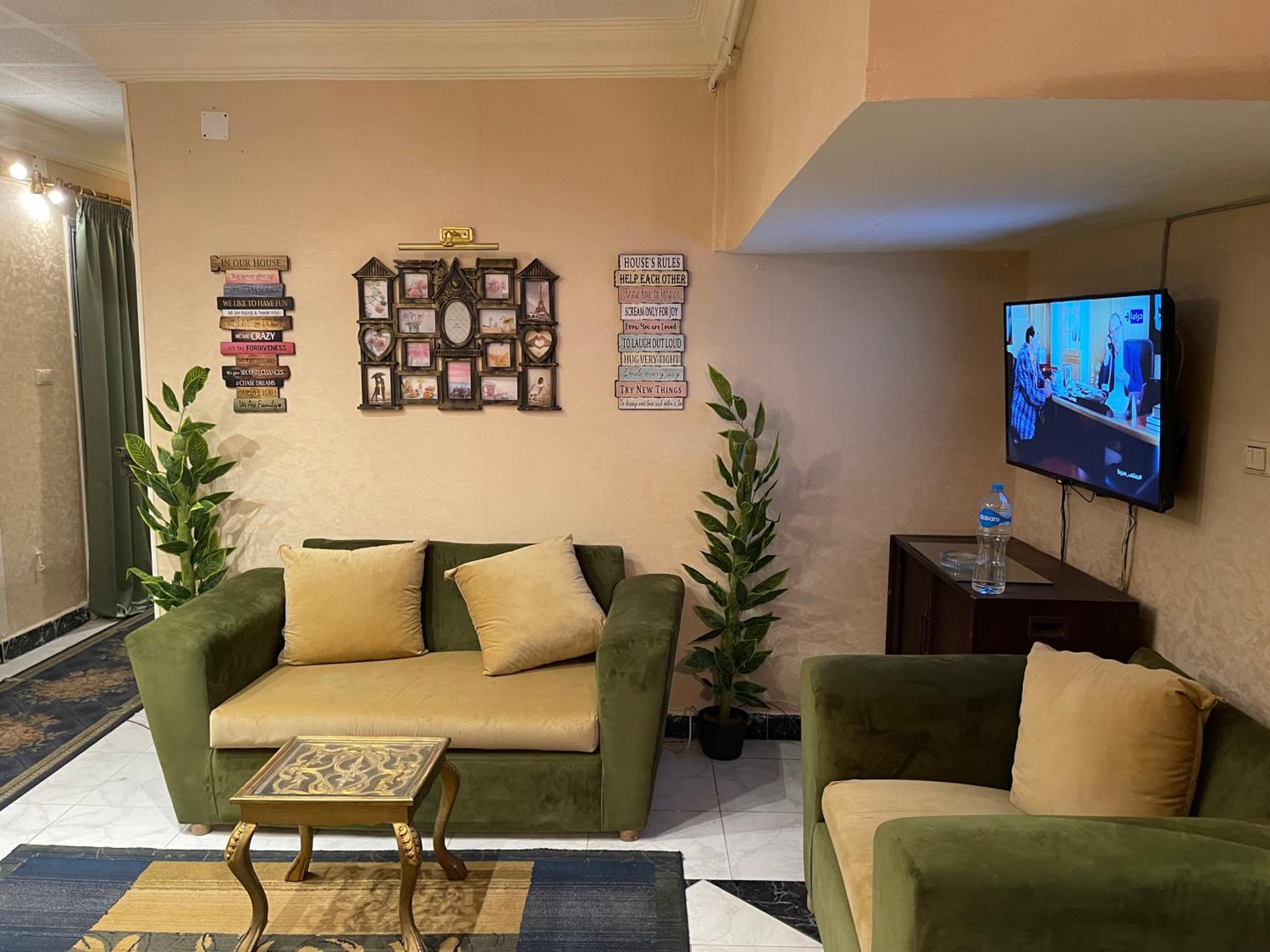 Fancy apartment fully furnished close to the airport