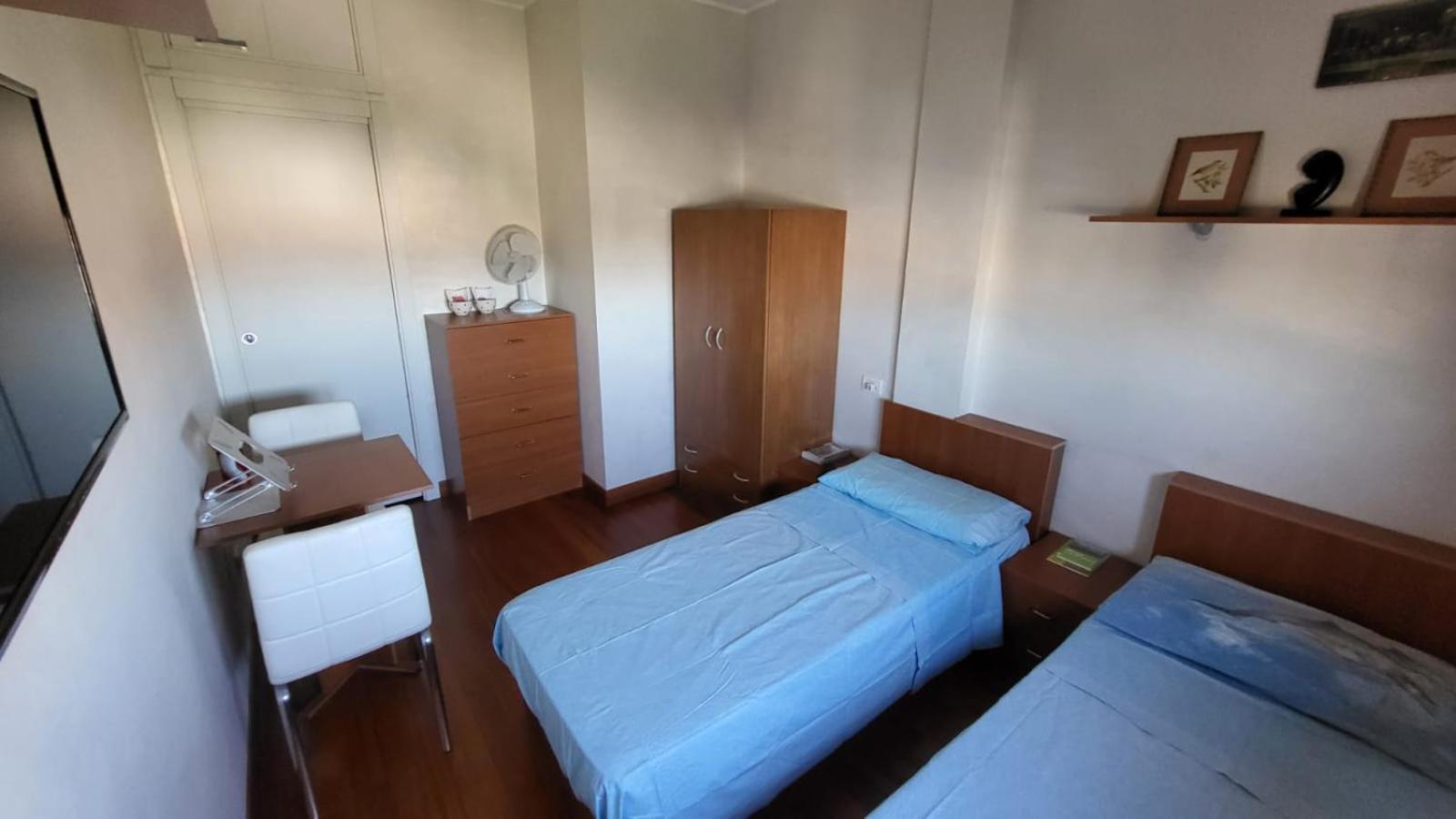 B&B - Camera doppia con bagno privato in stupendo attico con vista mozzafiato