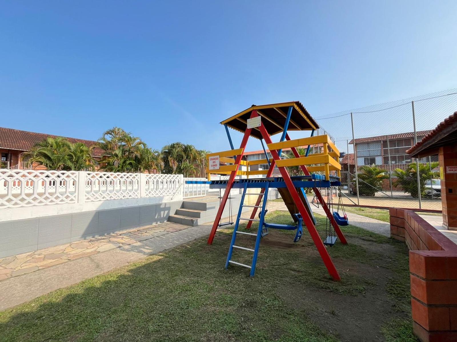 Apartamento a 200 metros da Praia do Sapê em Ubatuba