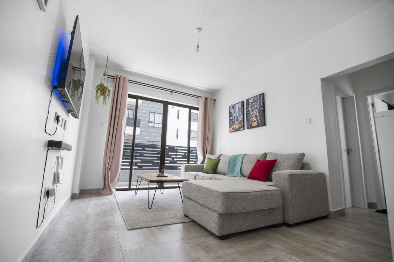 Stylish and Spacious 1Bedroom Apartment with King Bed in Prime Location