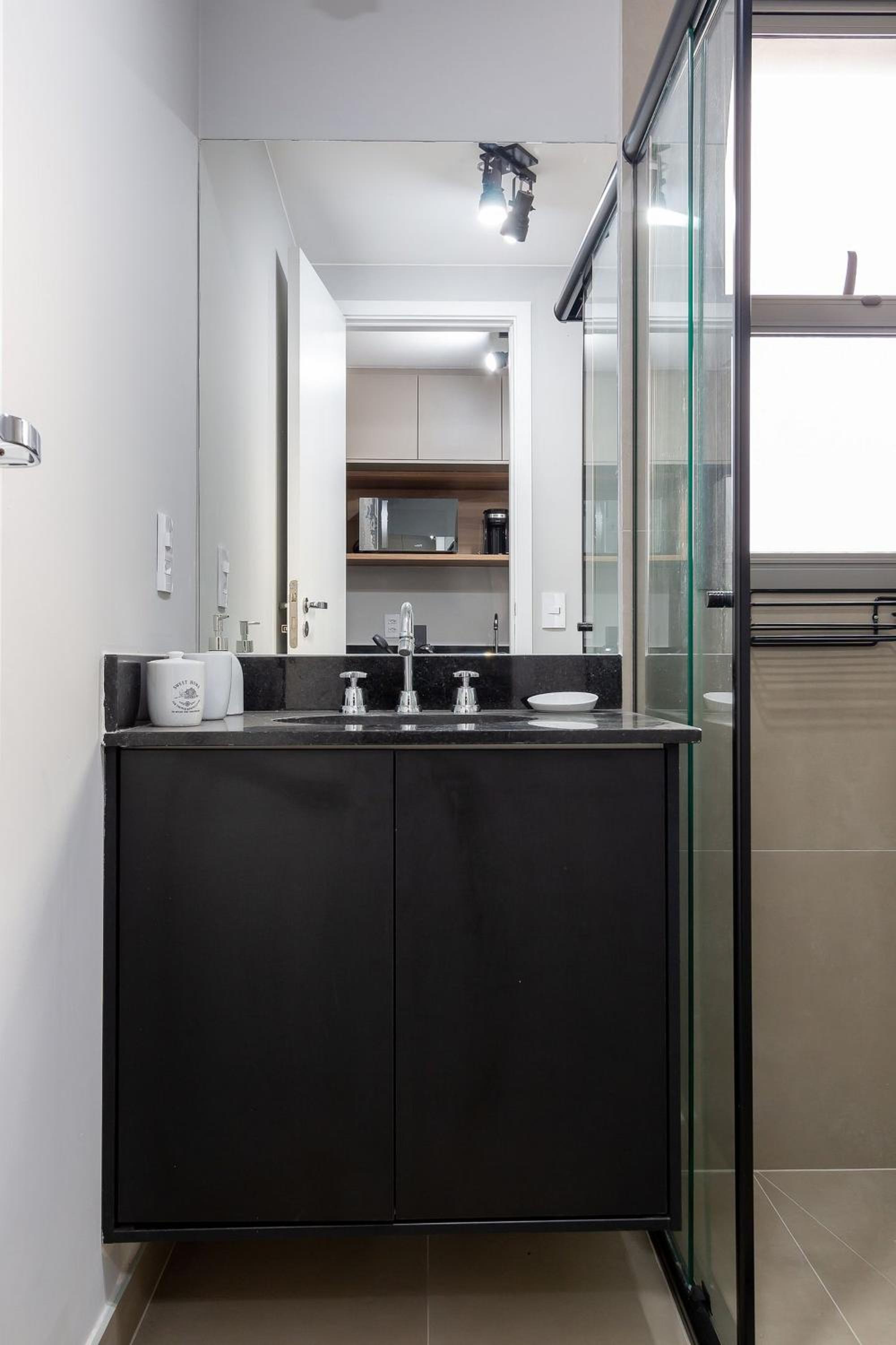 Belint Bela Cintra: 5 minutes from Paulista with rooftop pool