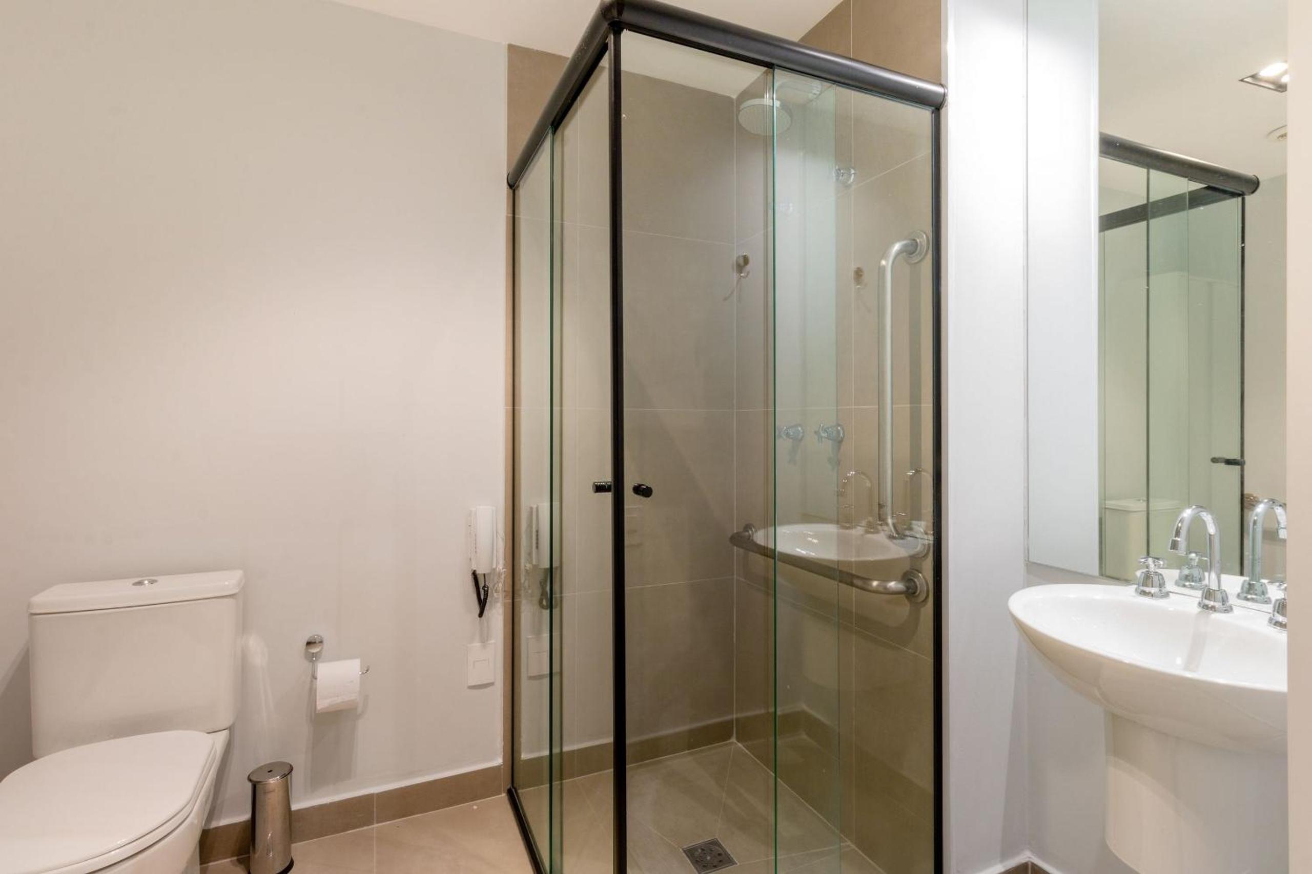 Belint Bela Cintra: 5 minutes from Paulista with rooftop pool