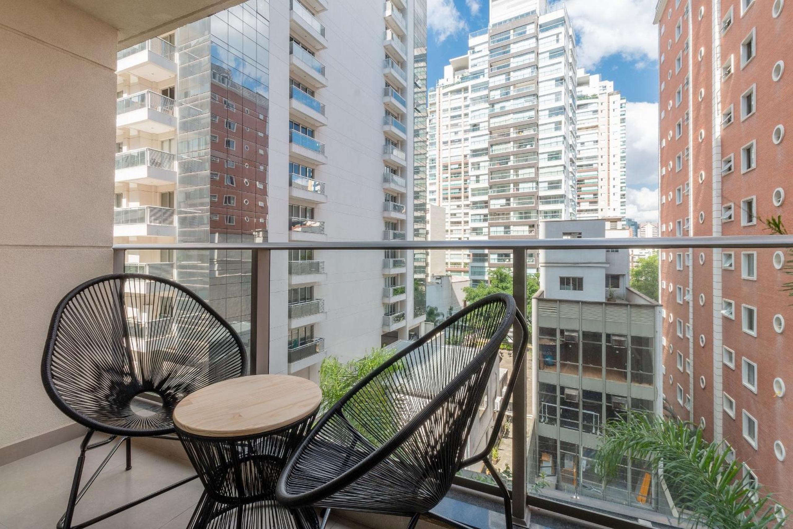 Belint Bela Cintra: 5 minutes from Paulista with rooftop pool