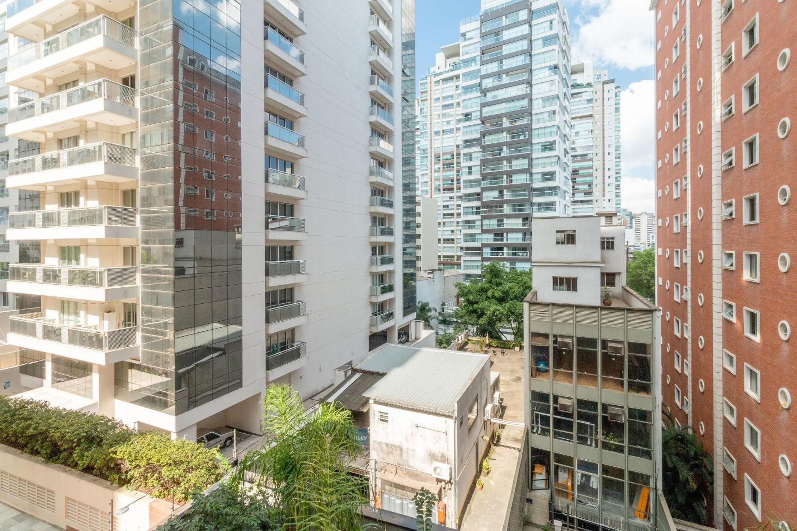 Belint Bela Cintra: 5 minutes from Paulista with rooftop pool
