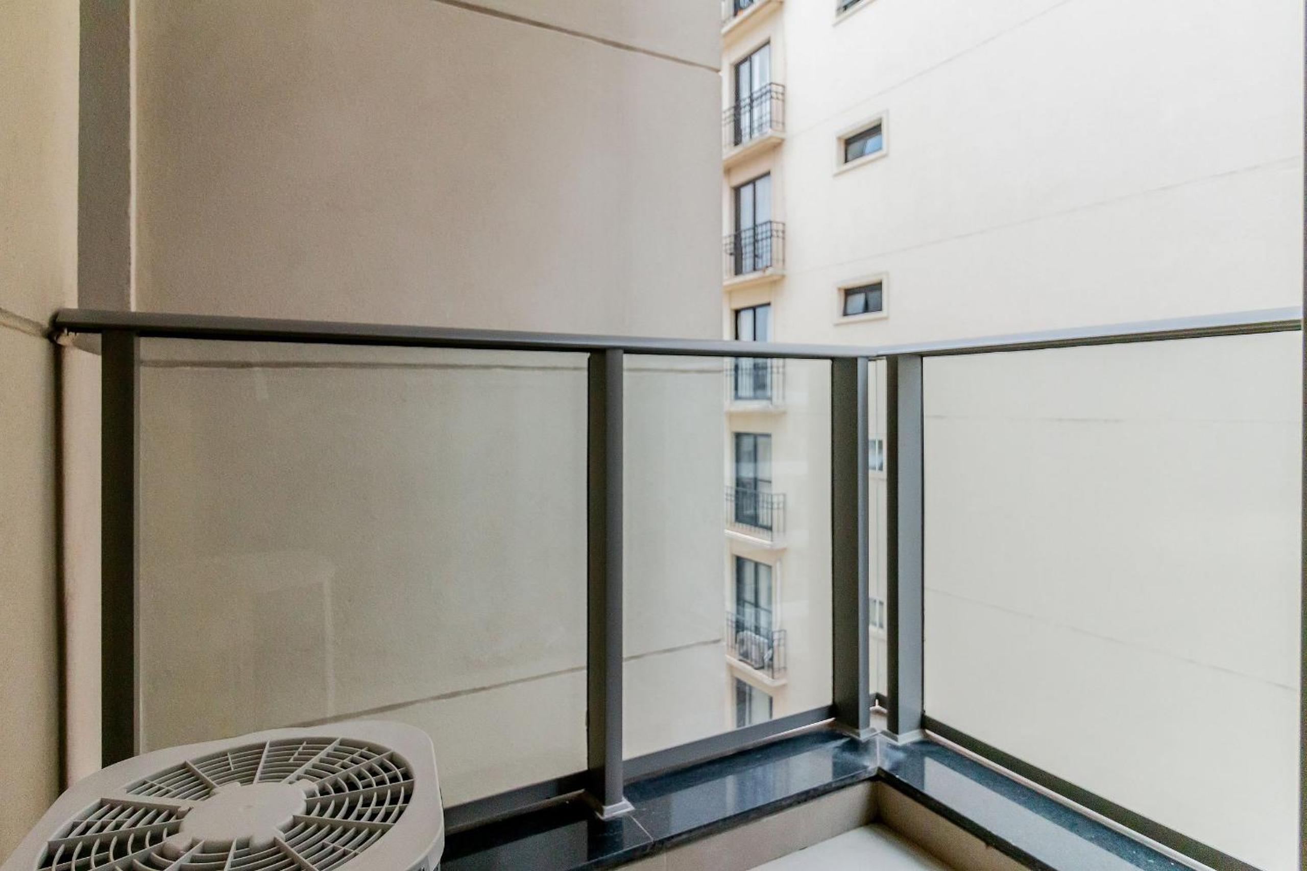 Belint Bela Cintra: 5 minutes from Paulista with rooftop pool