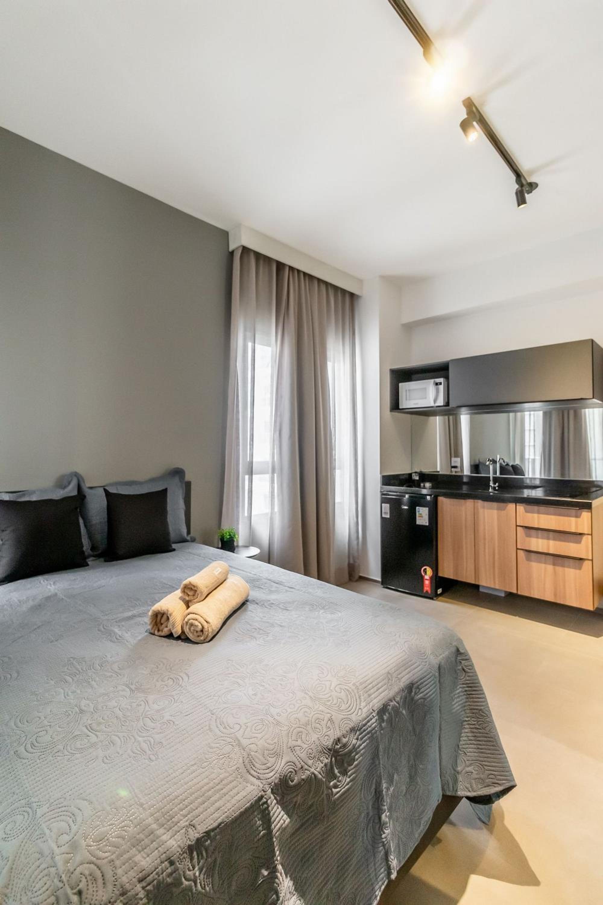 Belint Bela Cintra: 5 minutes from Paulista with rooftop pool