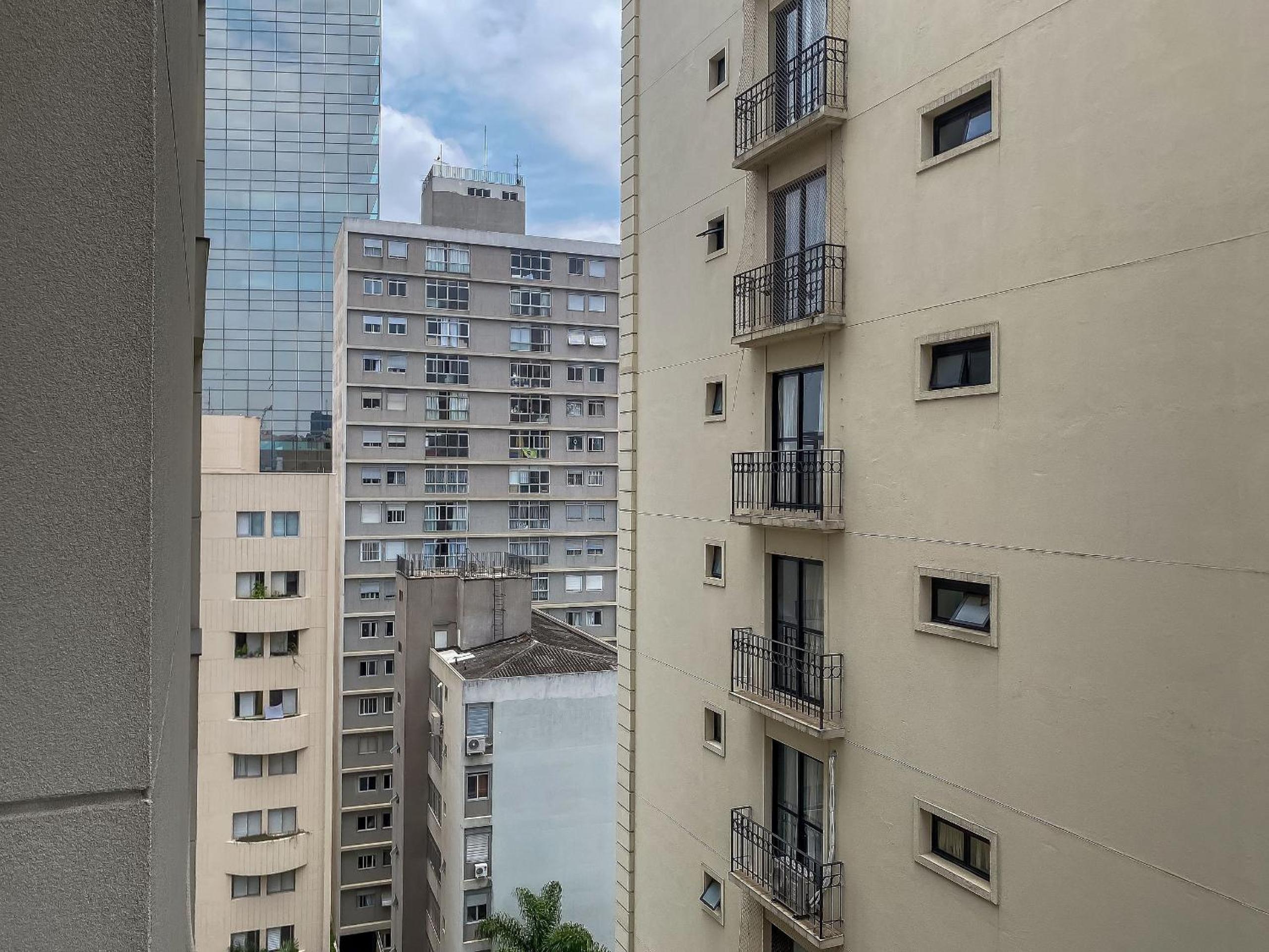 Belint Bela Cintra: 5 minutes from Paulista with rooftop pool