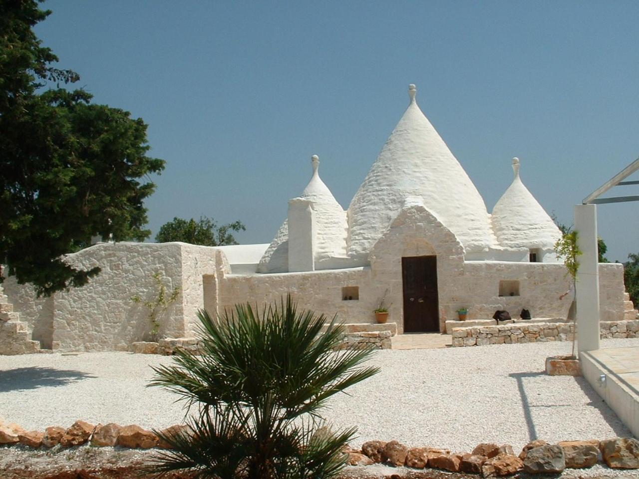 L'ANNAMARCO private storical Trullo and Property with large & nice swiming-pool photo 4