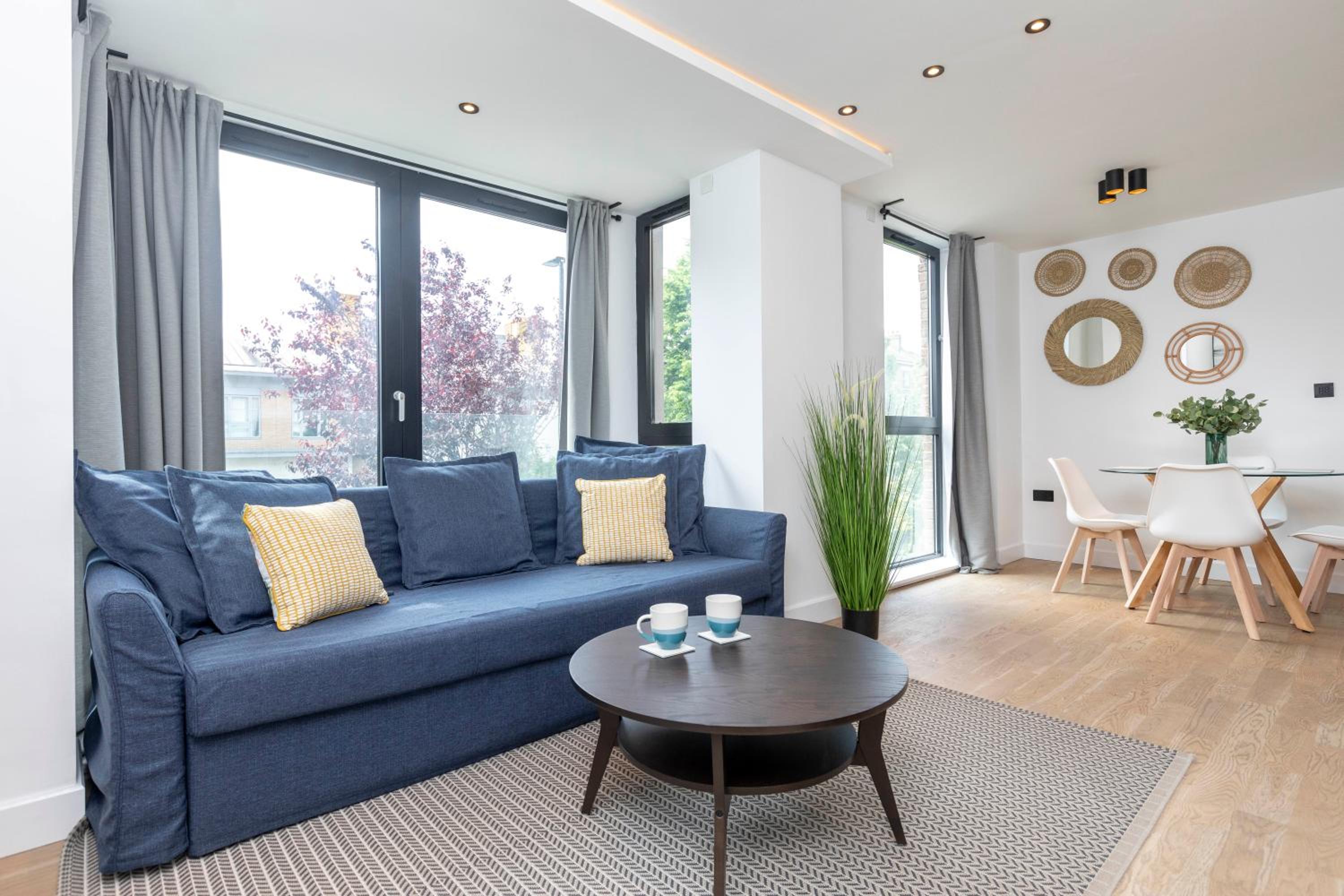 Sunlit 2-Bed Urban Retreat with Modern Amenities view 2